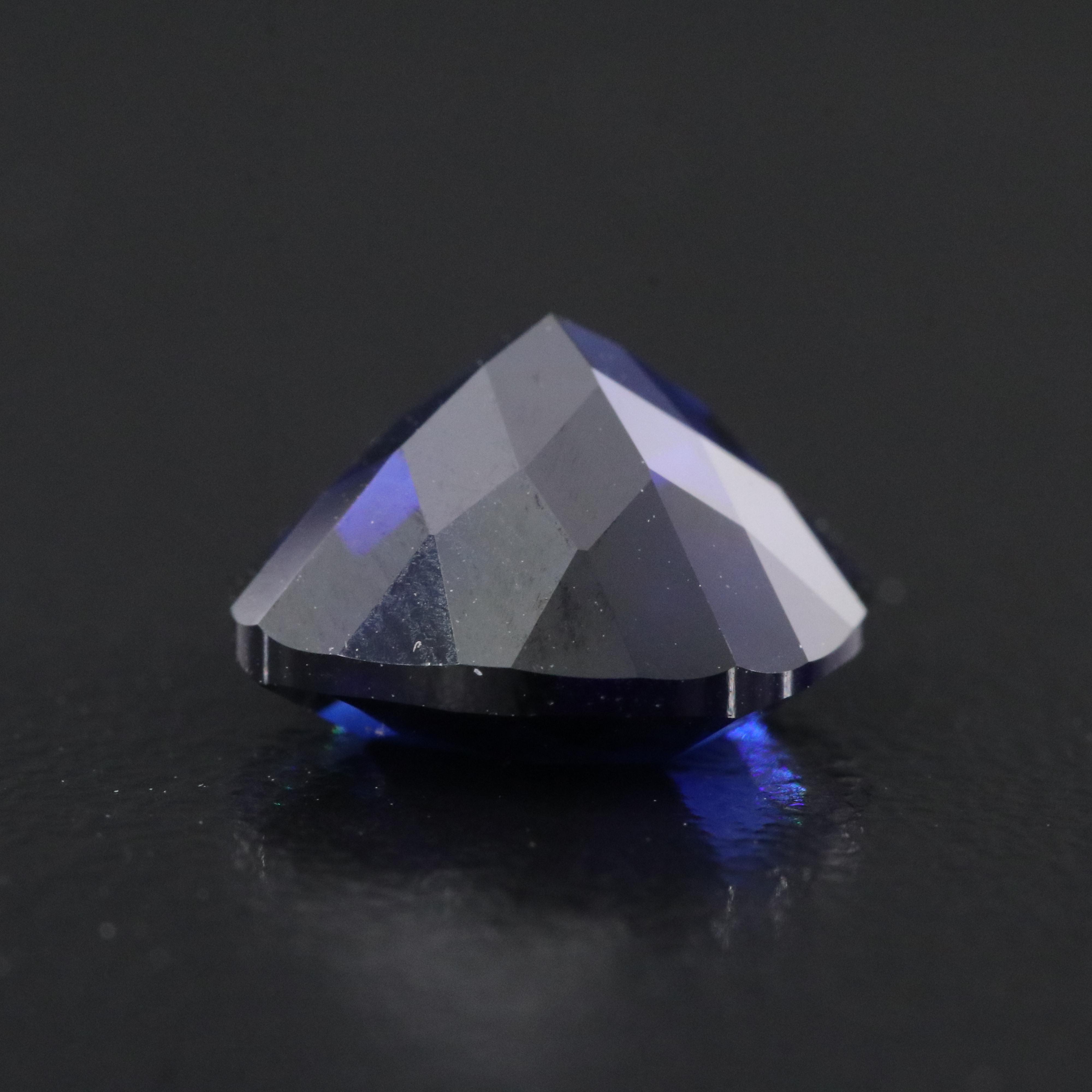 Loose 5.54 CT Lab Grown Sapphire