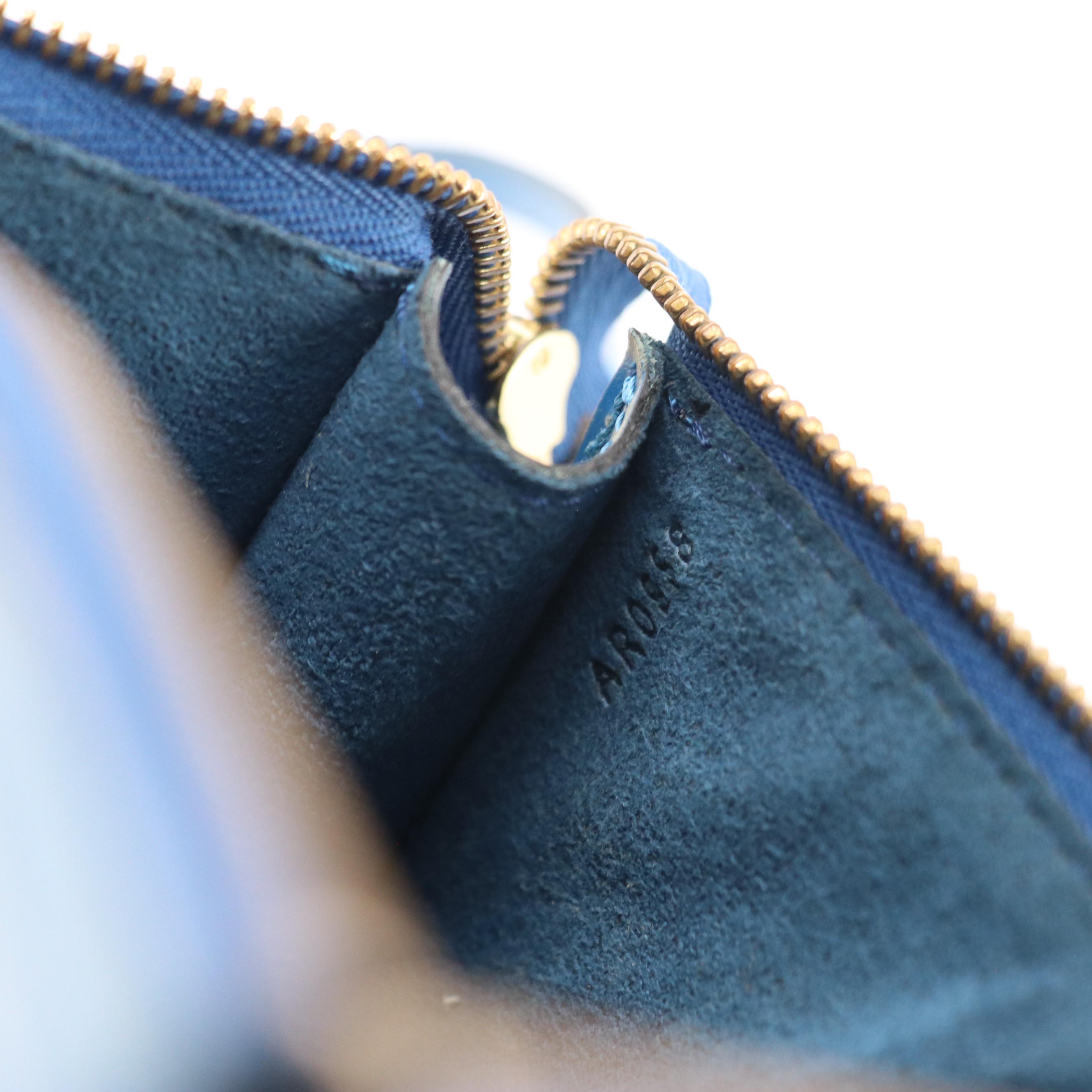 Louis Vuitton Pochette Accessoires in Toledo Blue Epi and Smooth Leather