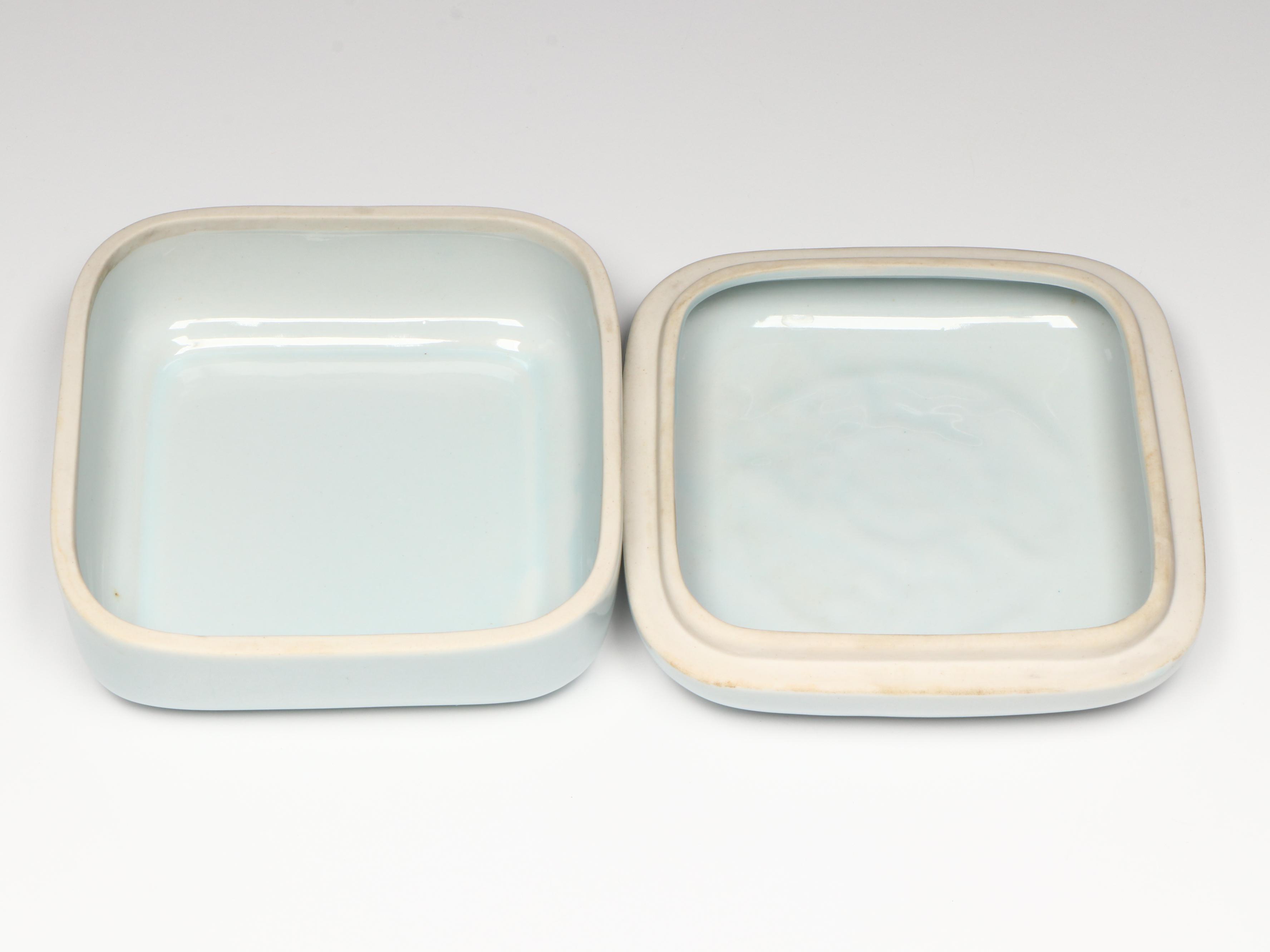 Tiffany & Co. Chinoiserie Porcelain Decorative Box, 1979