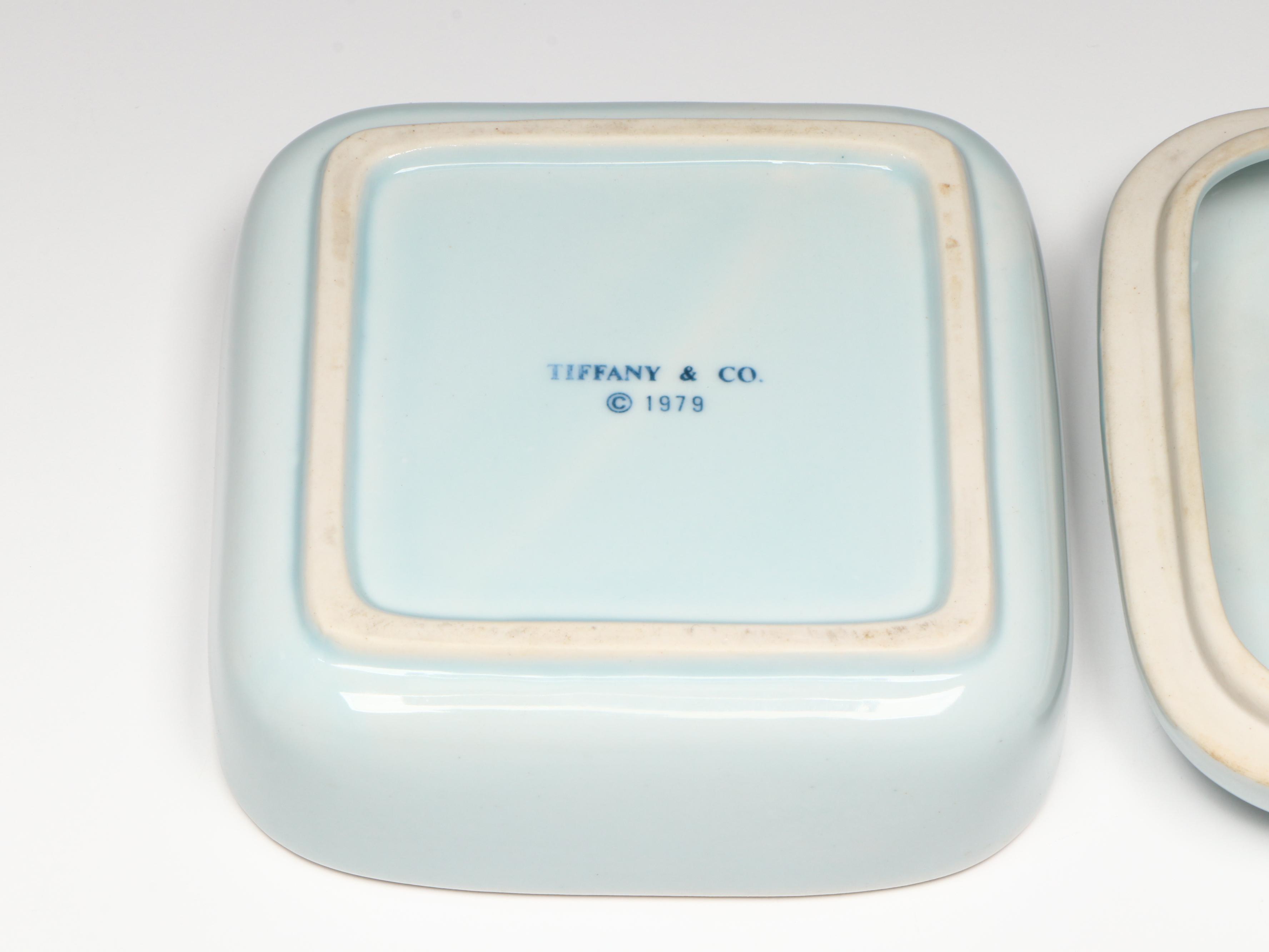 Tiffany & Co. Chinoiserie Porcelain Decorative Box, 1979