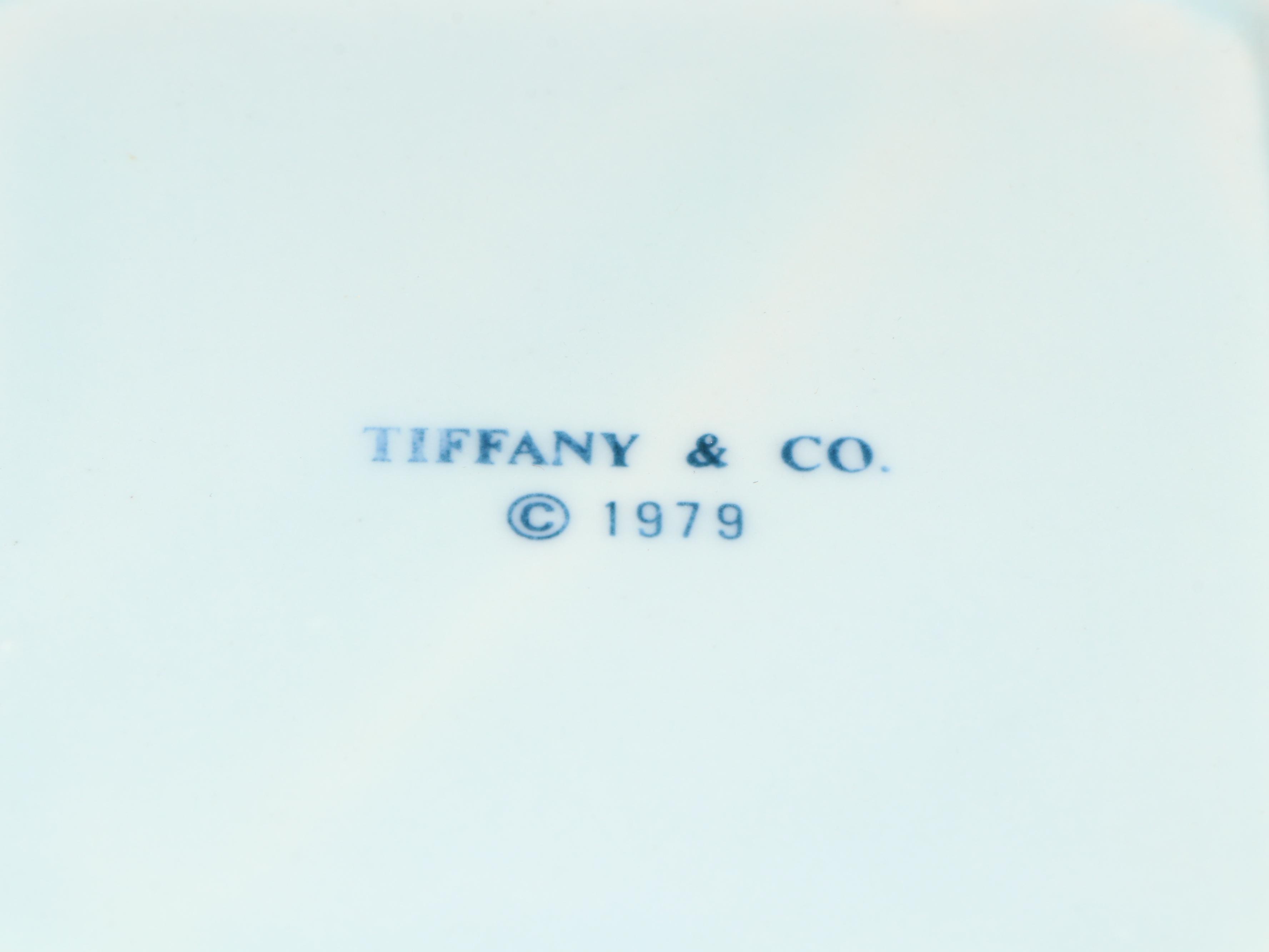 Tiffany & Co. Chinoiserie Porcelain Decorative Box, 1979