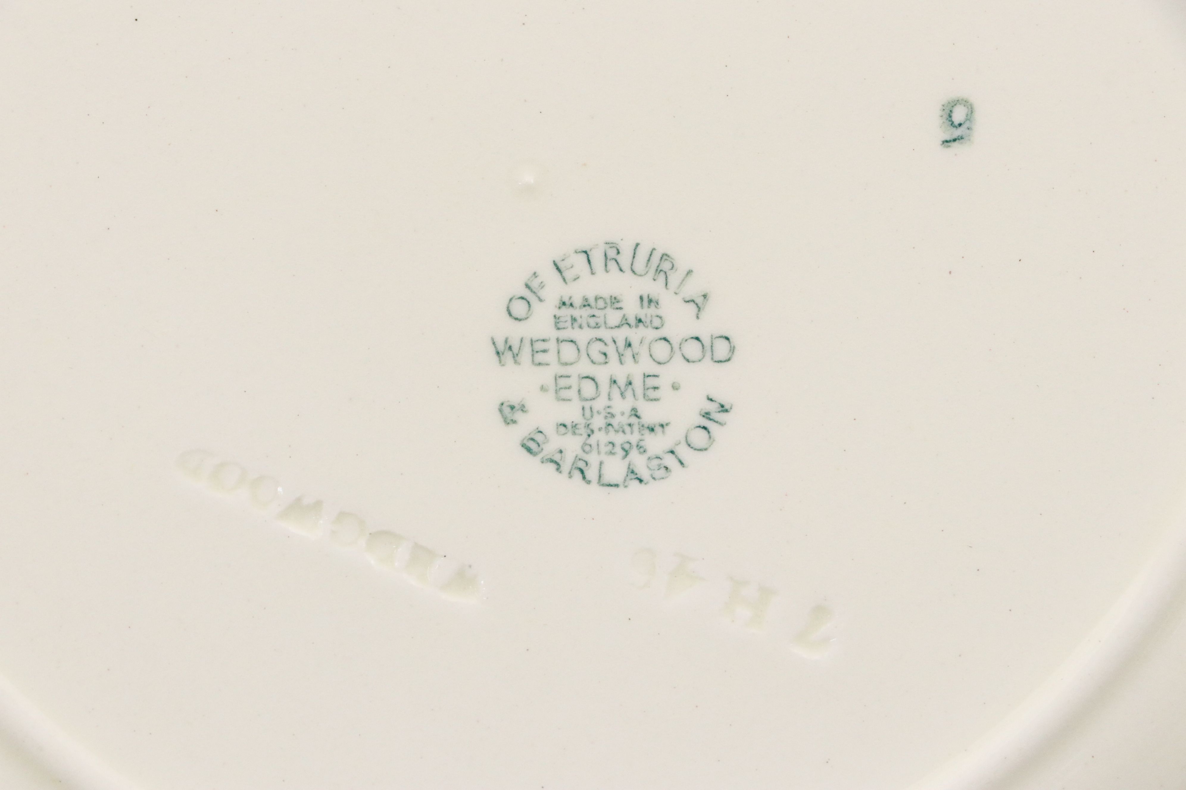 Wedgwood "Edme" Earthenware Dinnerware, 20th Century