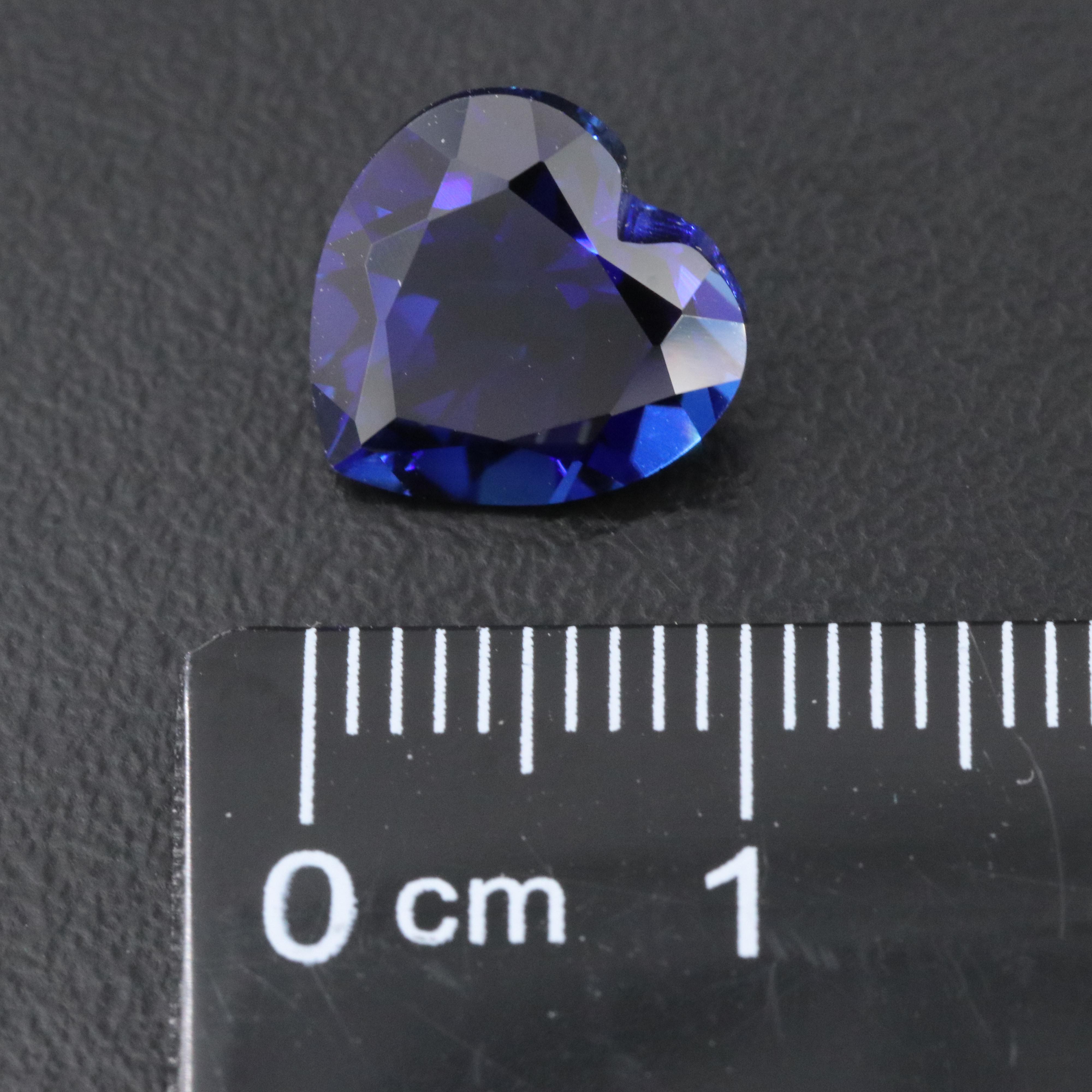 Loose 4.80 CT Lab Grown Sapphire