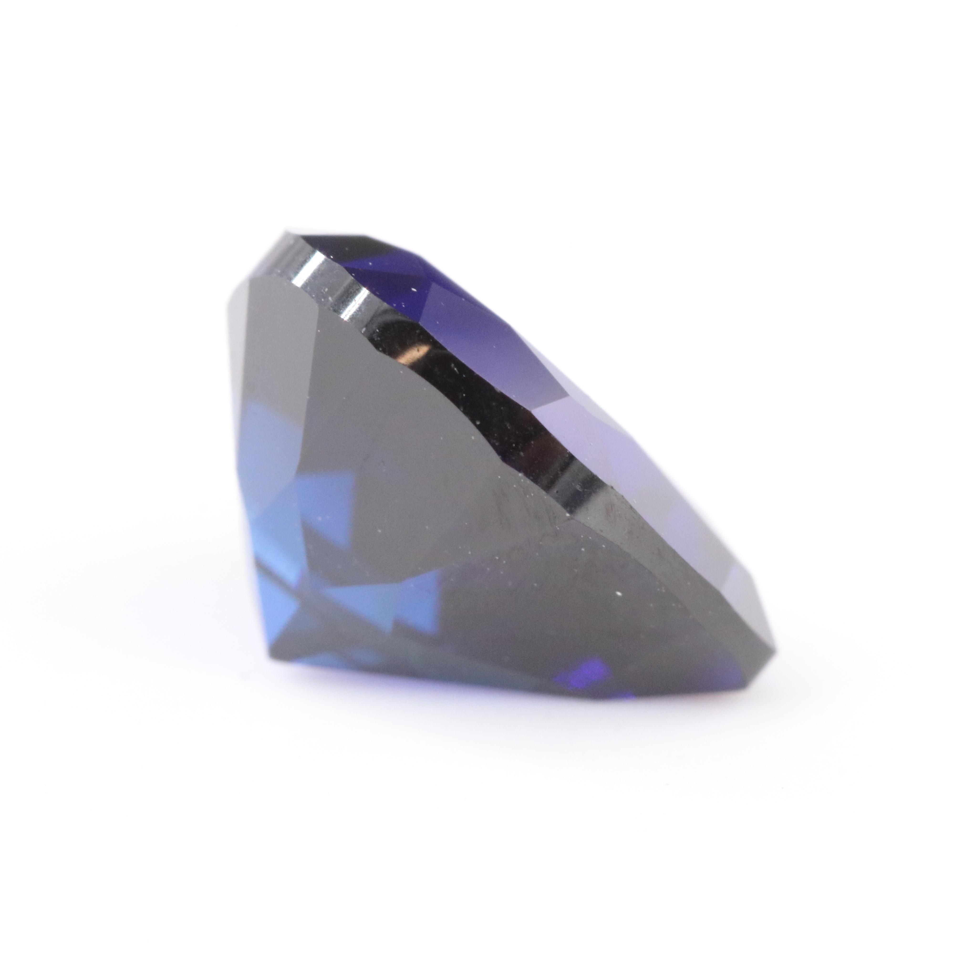 Loose 4.80 CT Lab Grown Sapphire