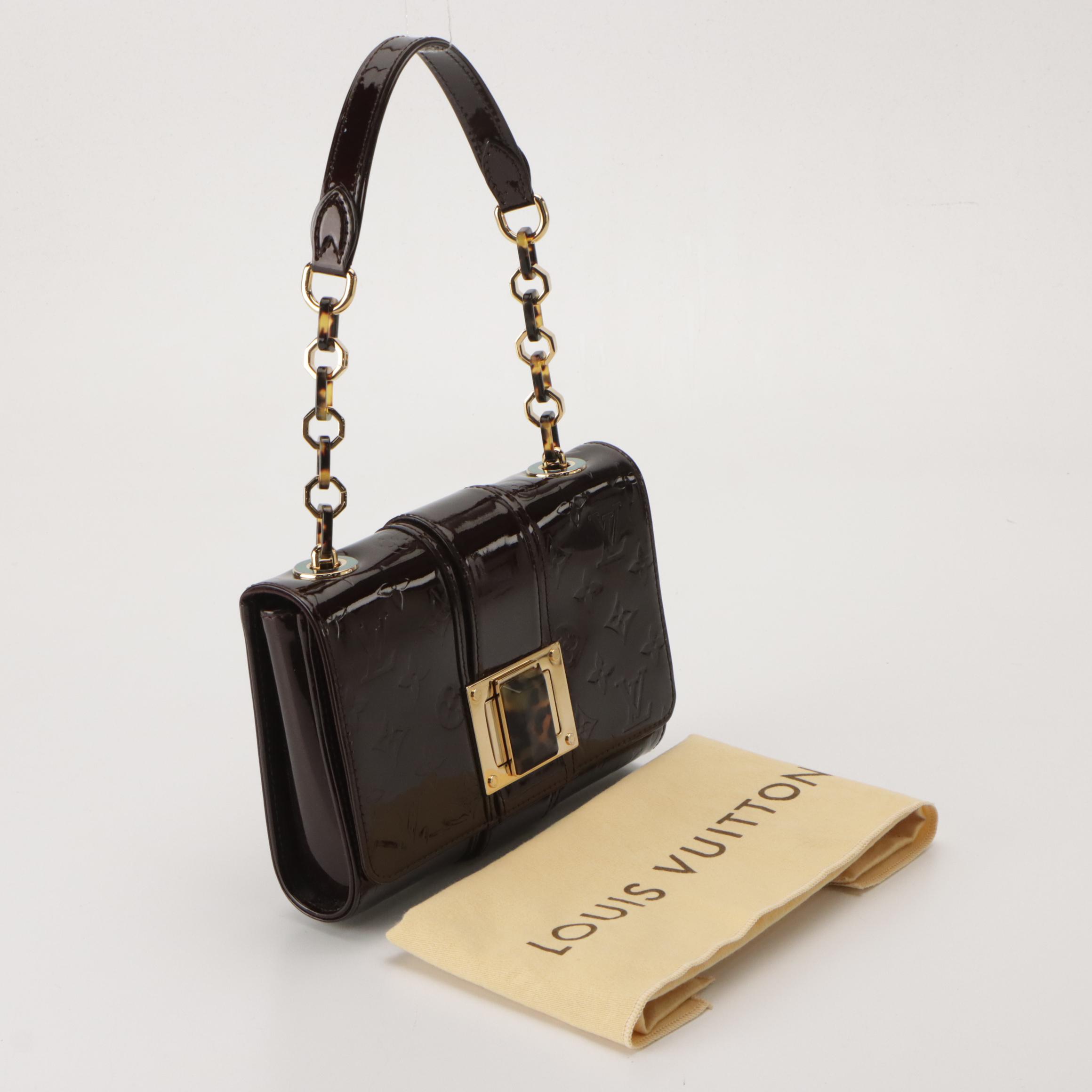 Louis Vuitton Vermont Avenue Full Flap Shoulder Bag in Monogram Vernis Leather