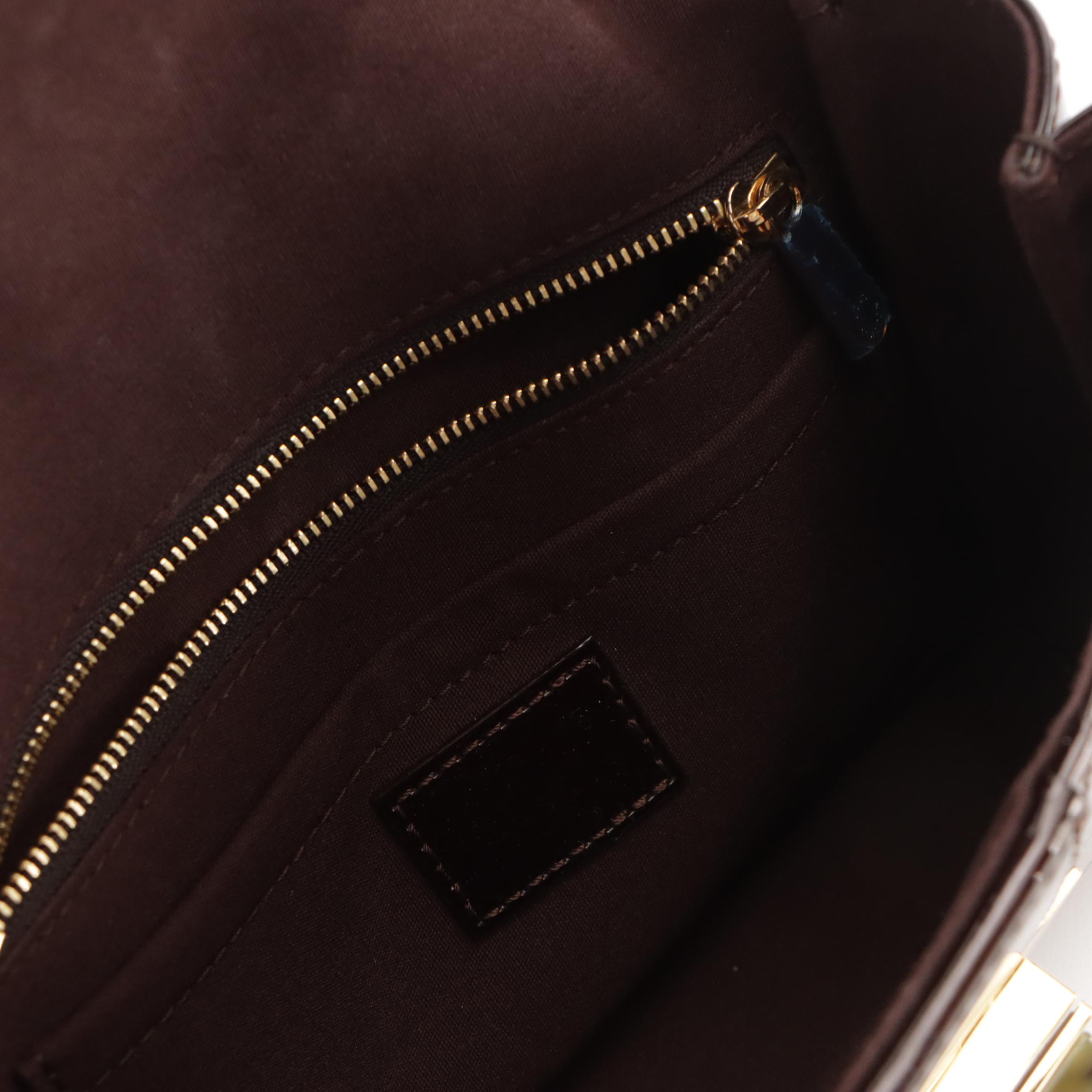 Louis Vuitton Vermont Avenue Full Flap Shoulder Bag in Monogram Vernis Leather