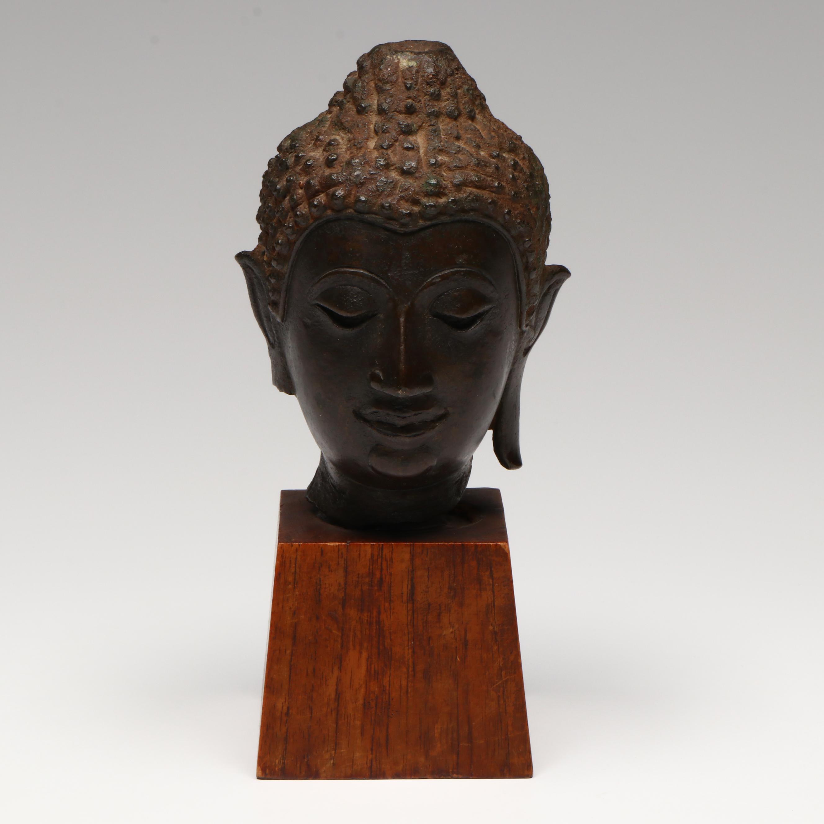 Thai Chien Sen Bronze Head of Buddha, Circa 16th or 17th Century