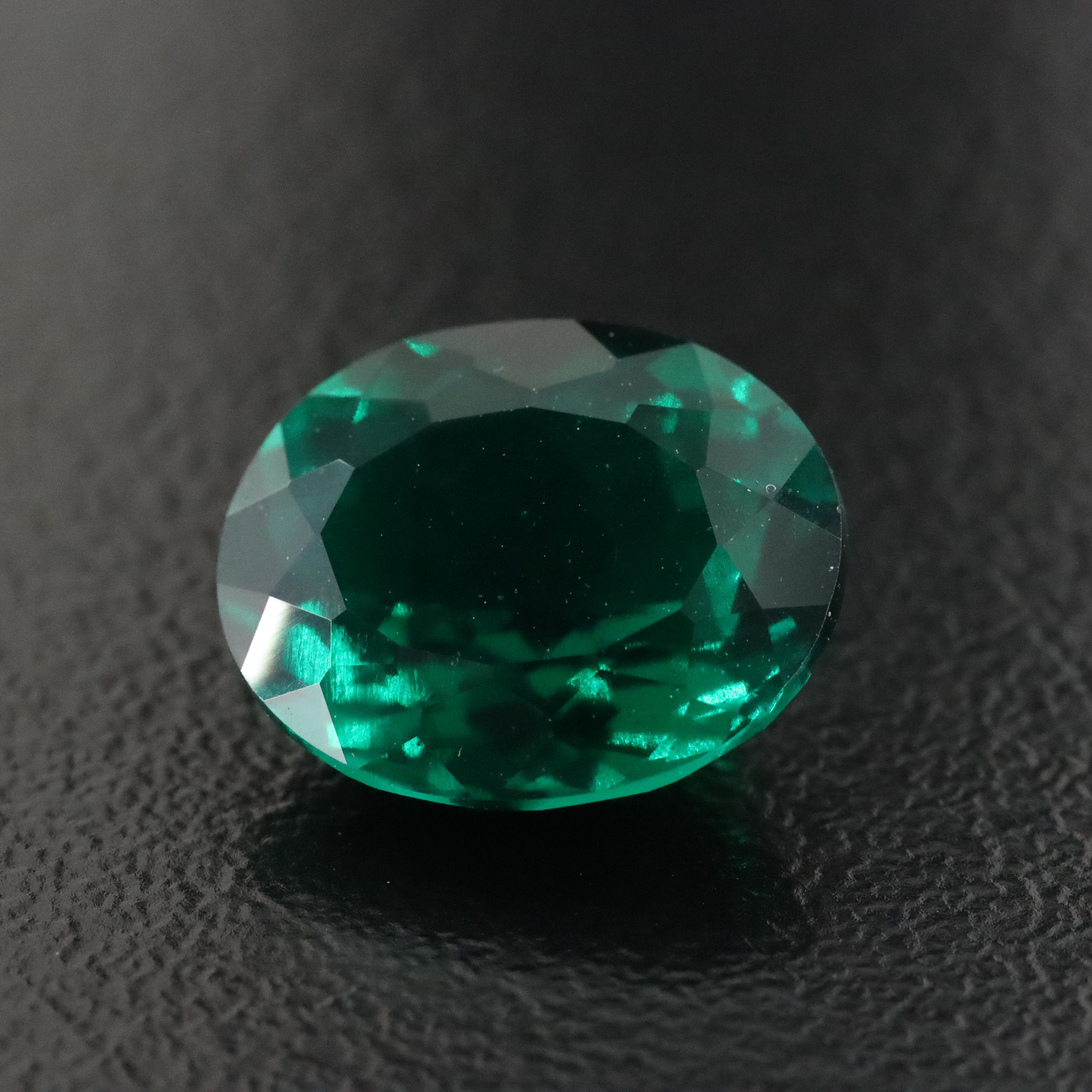 Loose 4.40 CT Lab Grown Emerald