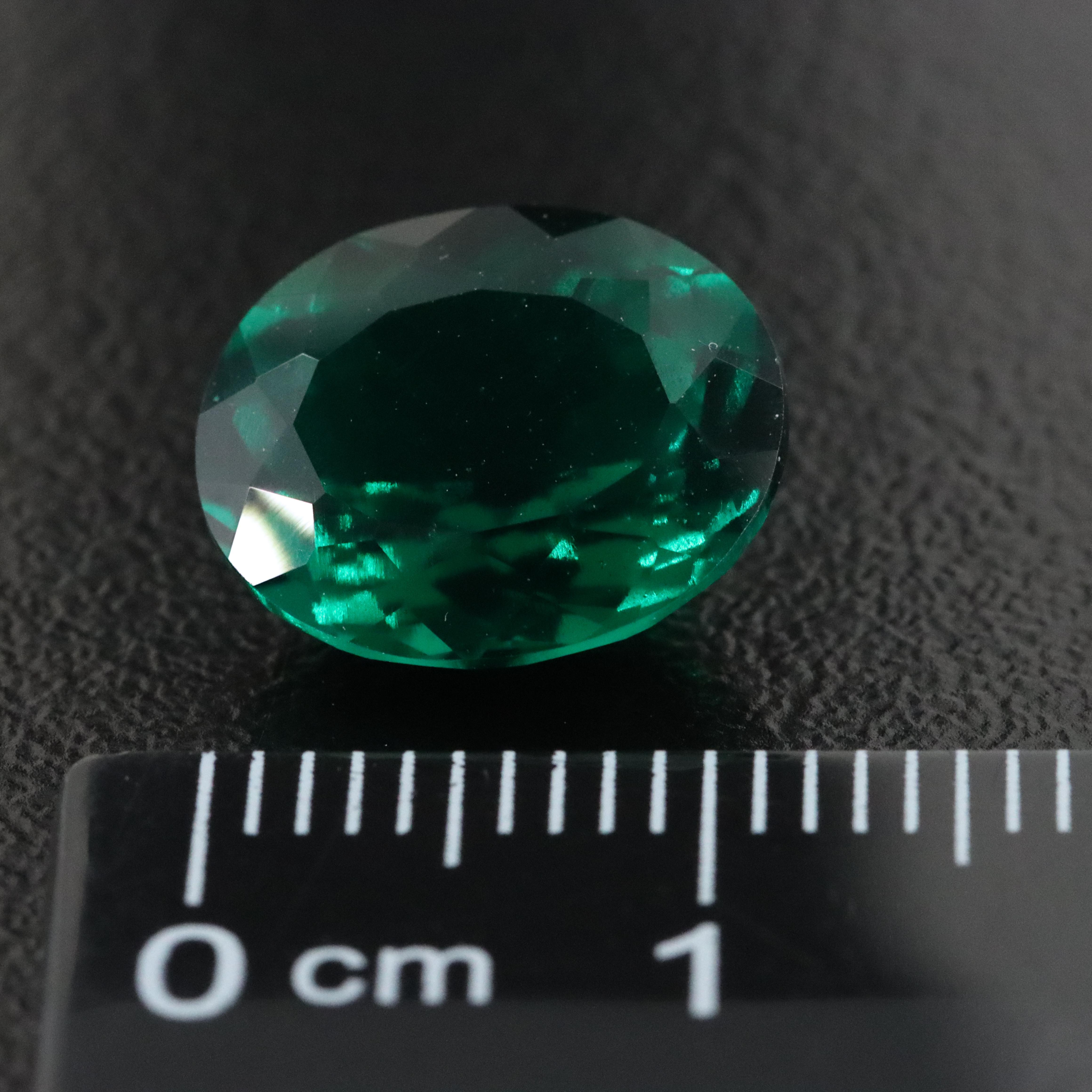 Loose 4.40 CT Lab Grown Emerald