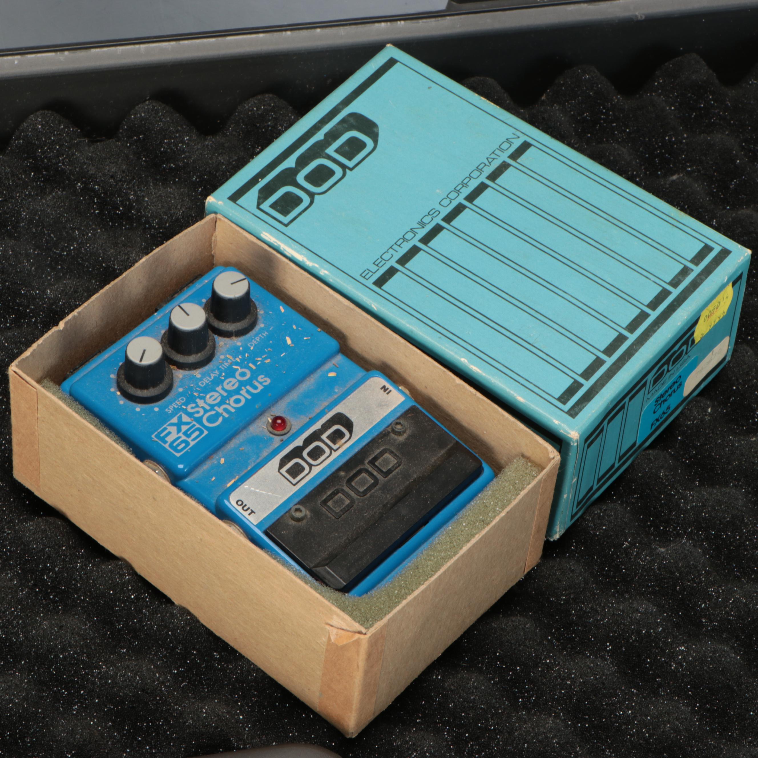 Boss Pedal Board BCB-60 with Boss and DOD Guitar Pedals, and Case