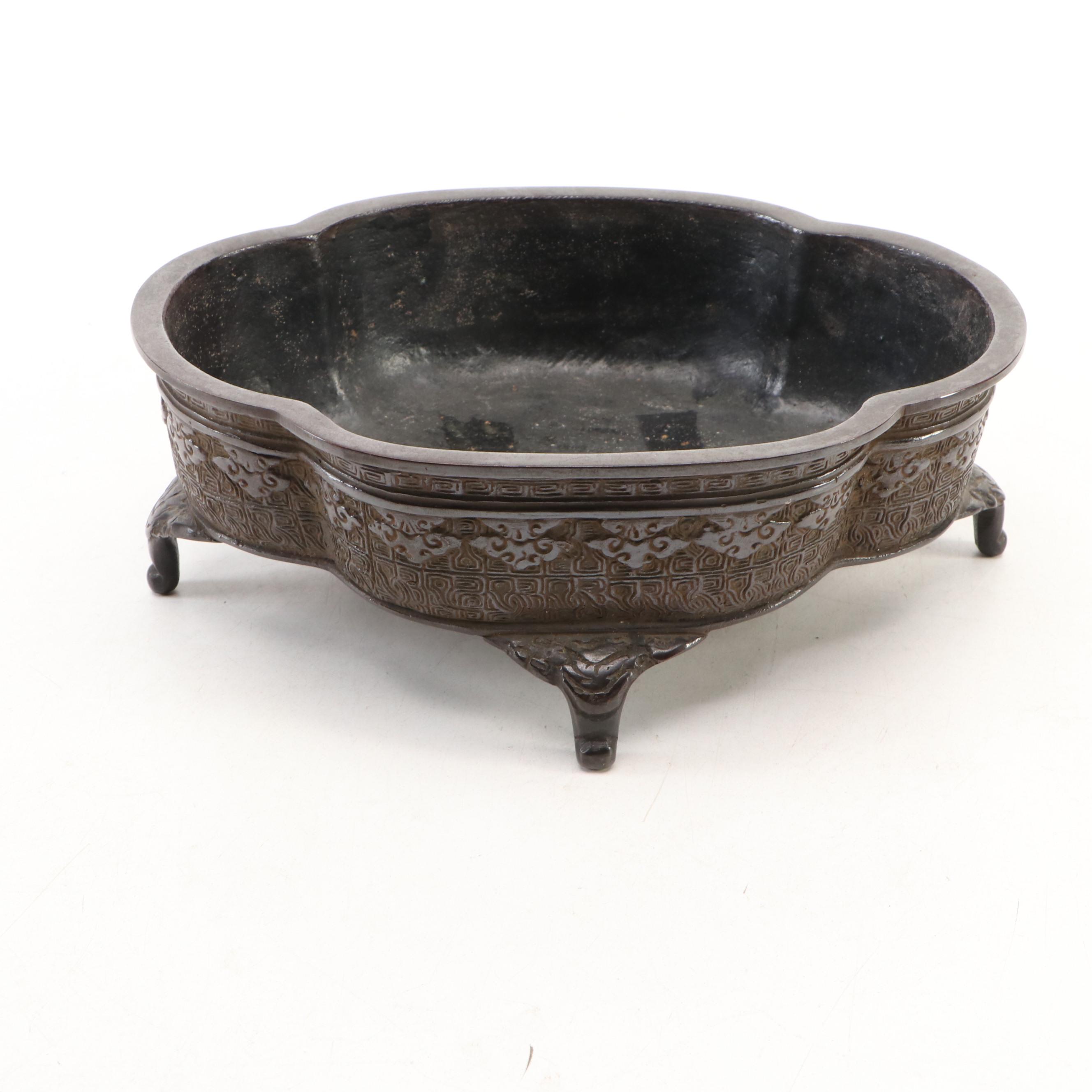 Royal Schwarzburg Porcelain Portrait Vase with Victorian Style and Other Decor