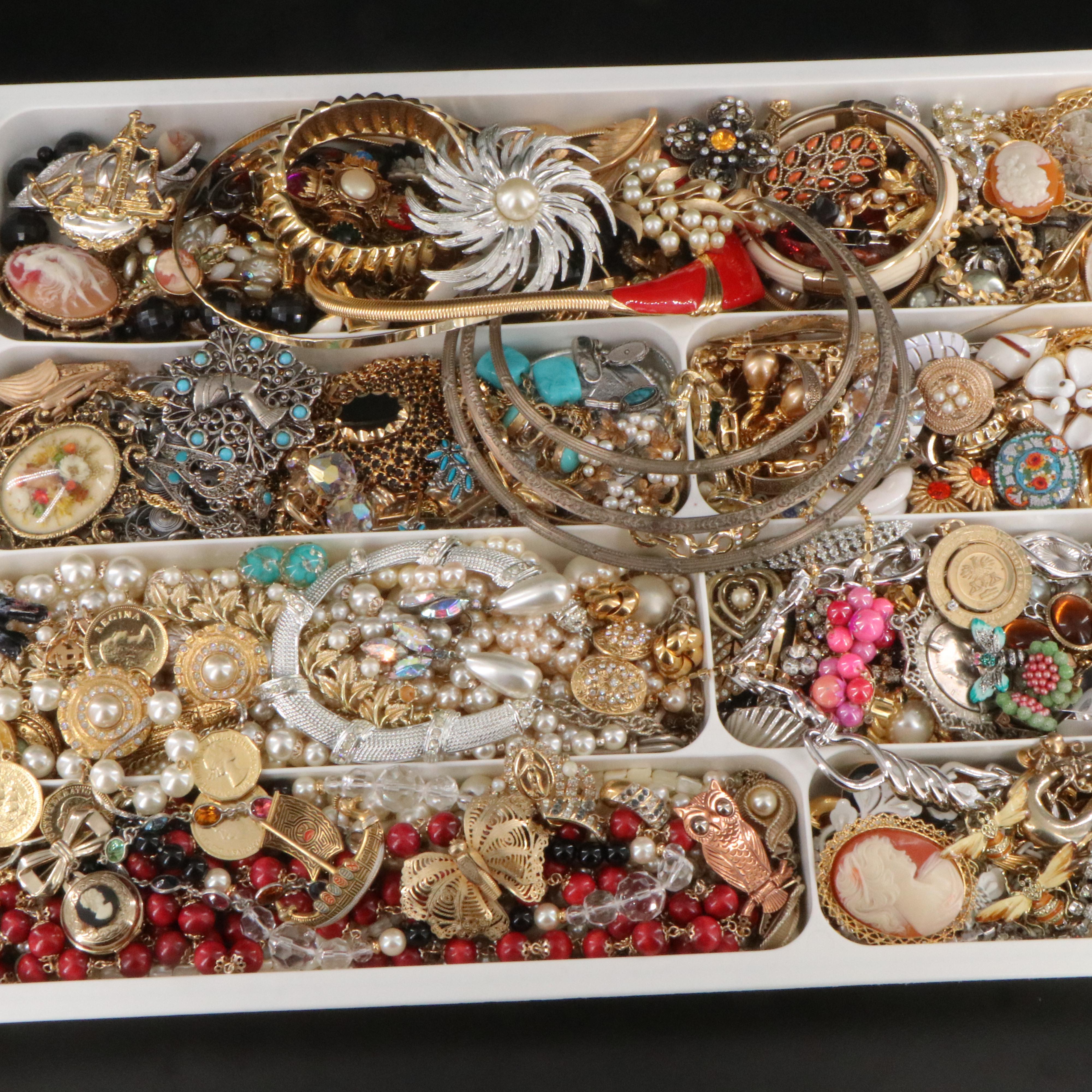 Uncommon Discoveries: Jewelry Collection