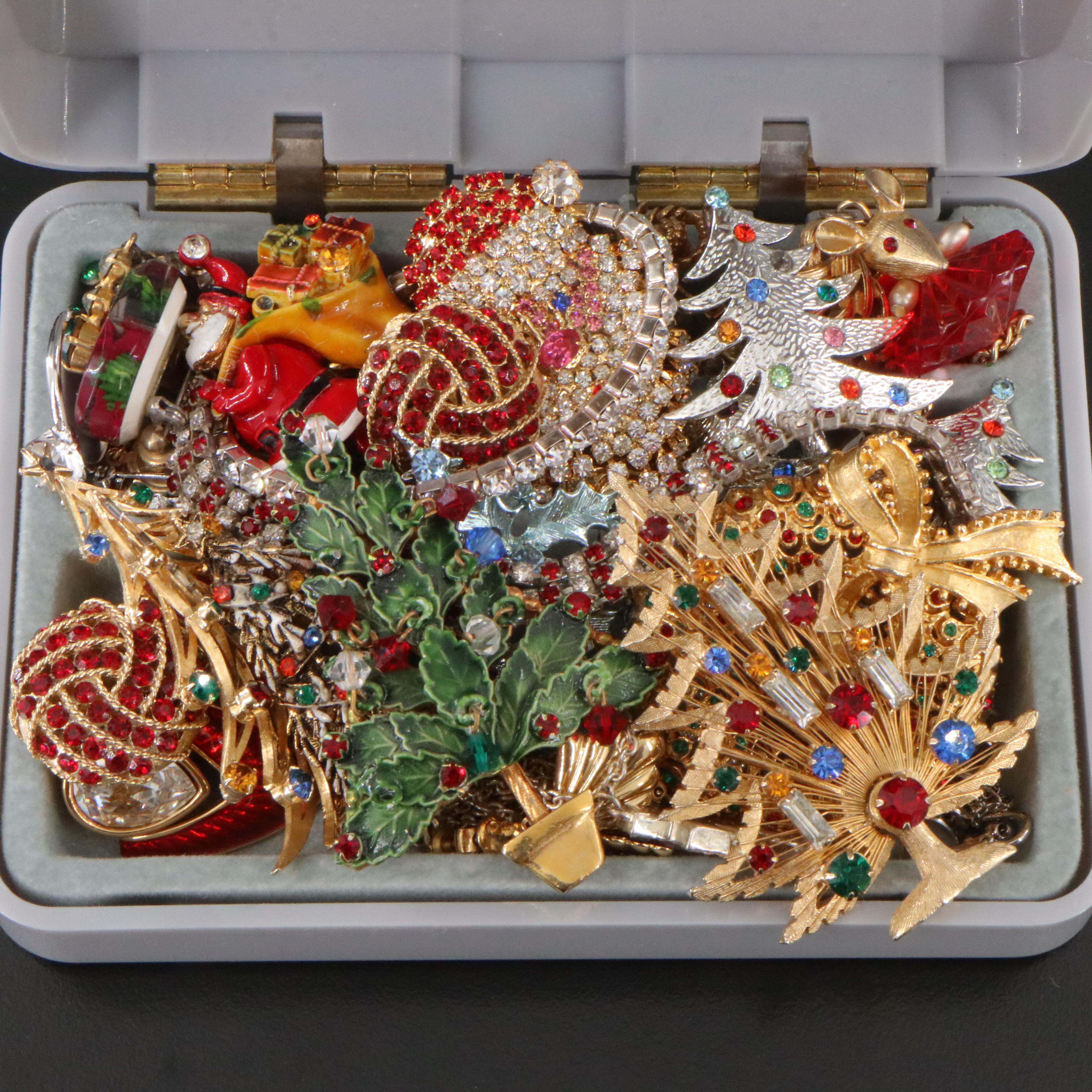 Uncommon Discoveries: Jewelry Collection