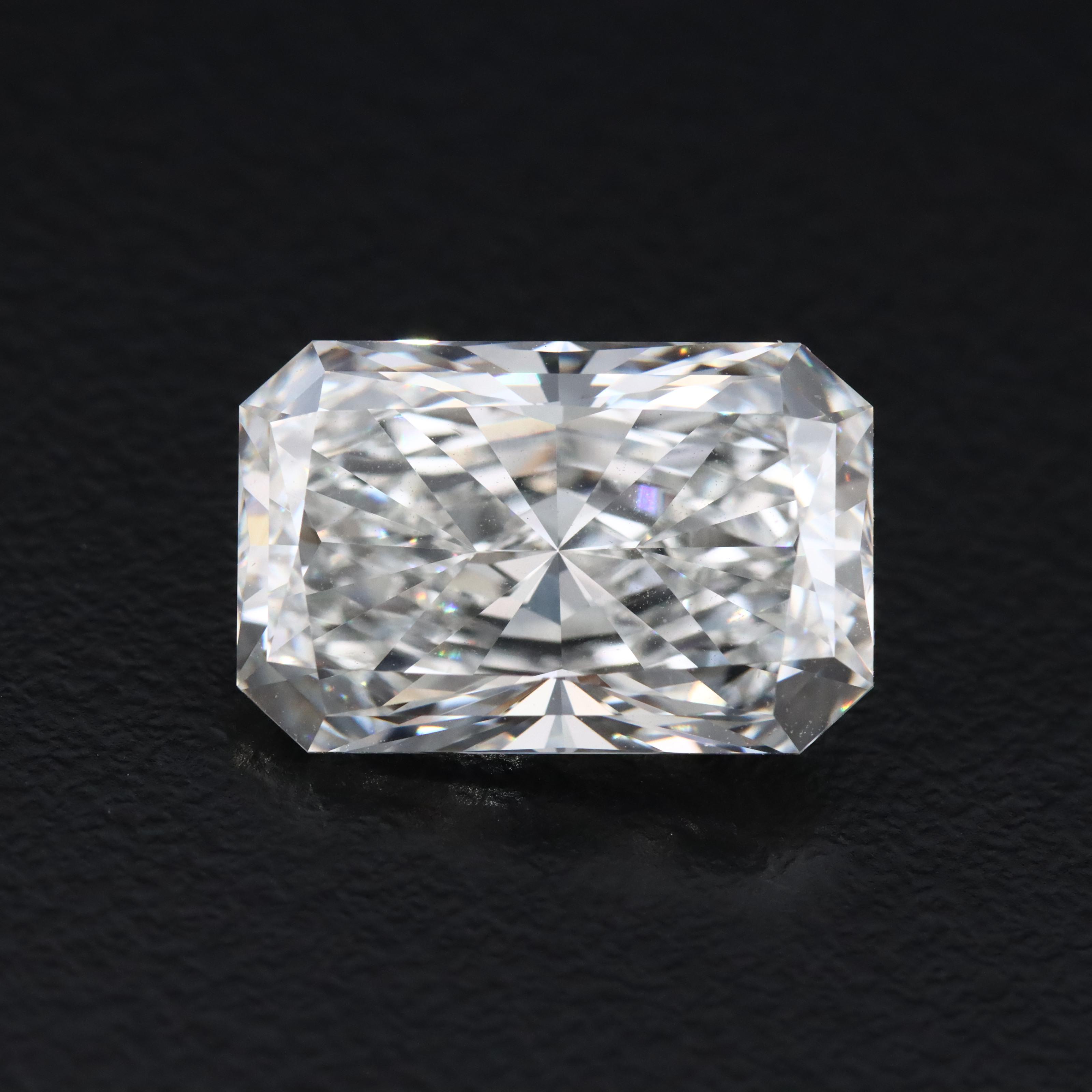 Loose 6.00 CT Lab Grown Diamond with IGI Report