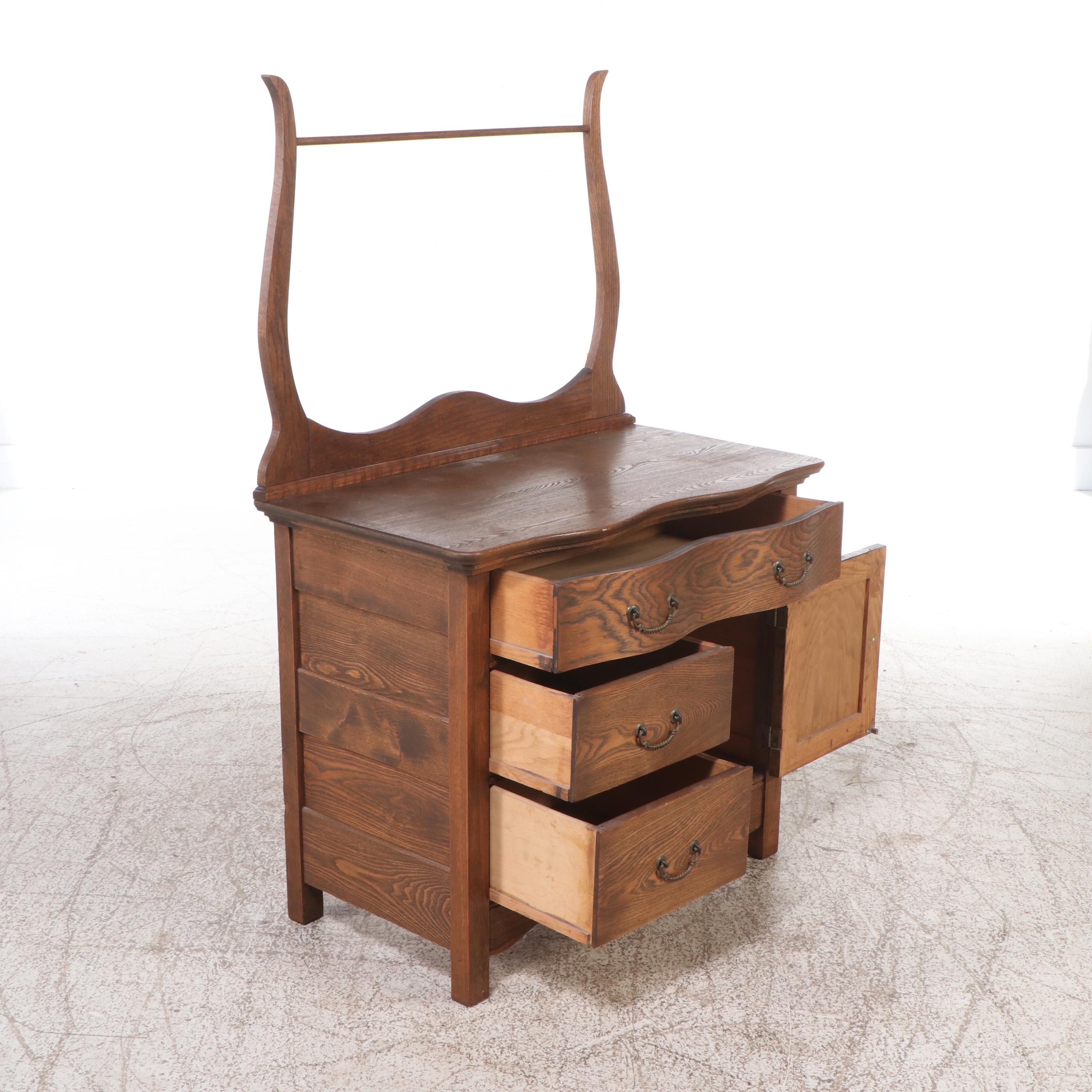 Victorian Quarter Sawn Oak Washstand with Serpentine Front