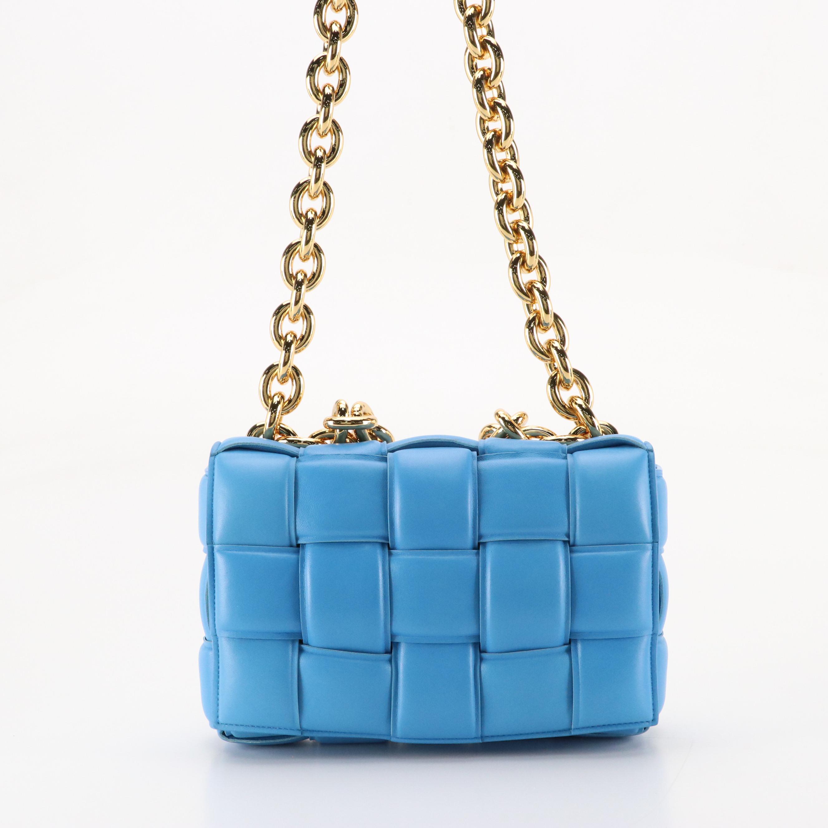 Bottega Veneta Cassette Chain Bag in Blue Padded Maxi Intrecciato Nappa Leather
