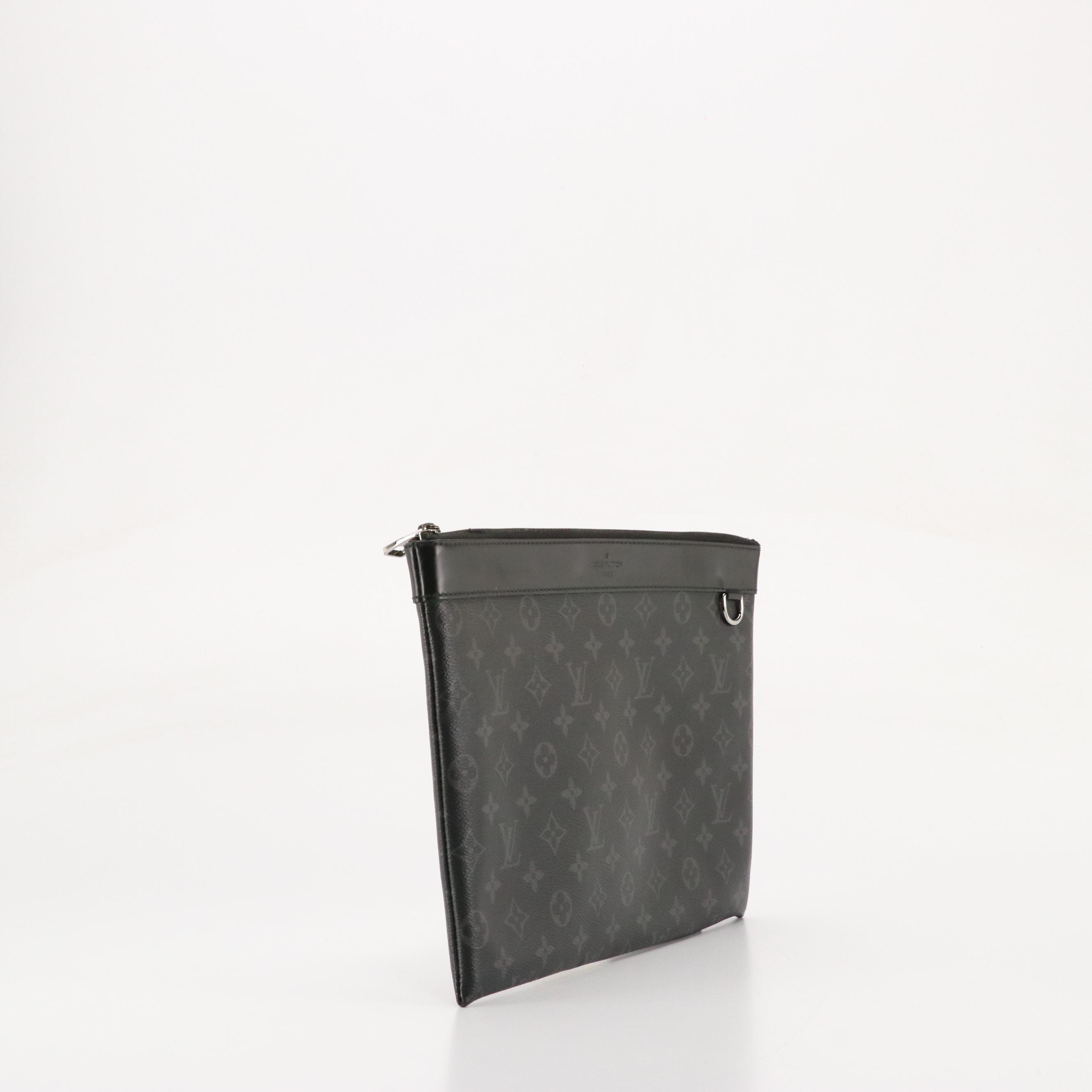 Louis Vuitton Discovery Pochette GM in Monogram Eclipse Canvas