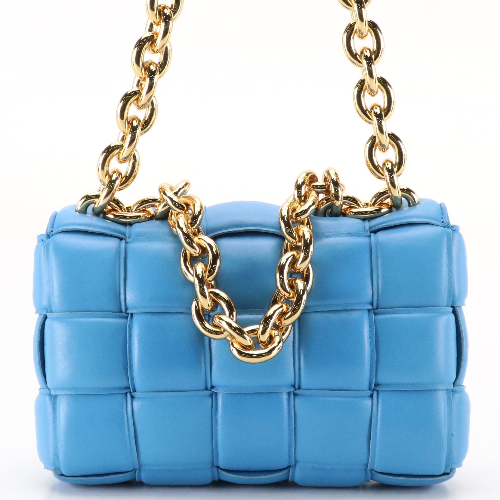 Bottega Veneta Cassette Chain Bag in Blue Padded Maxi Intrecciato Nappa Leather