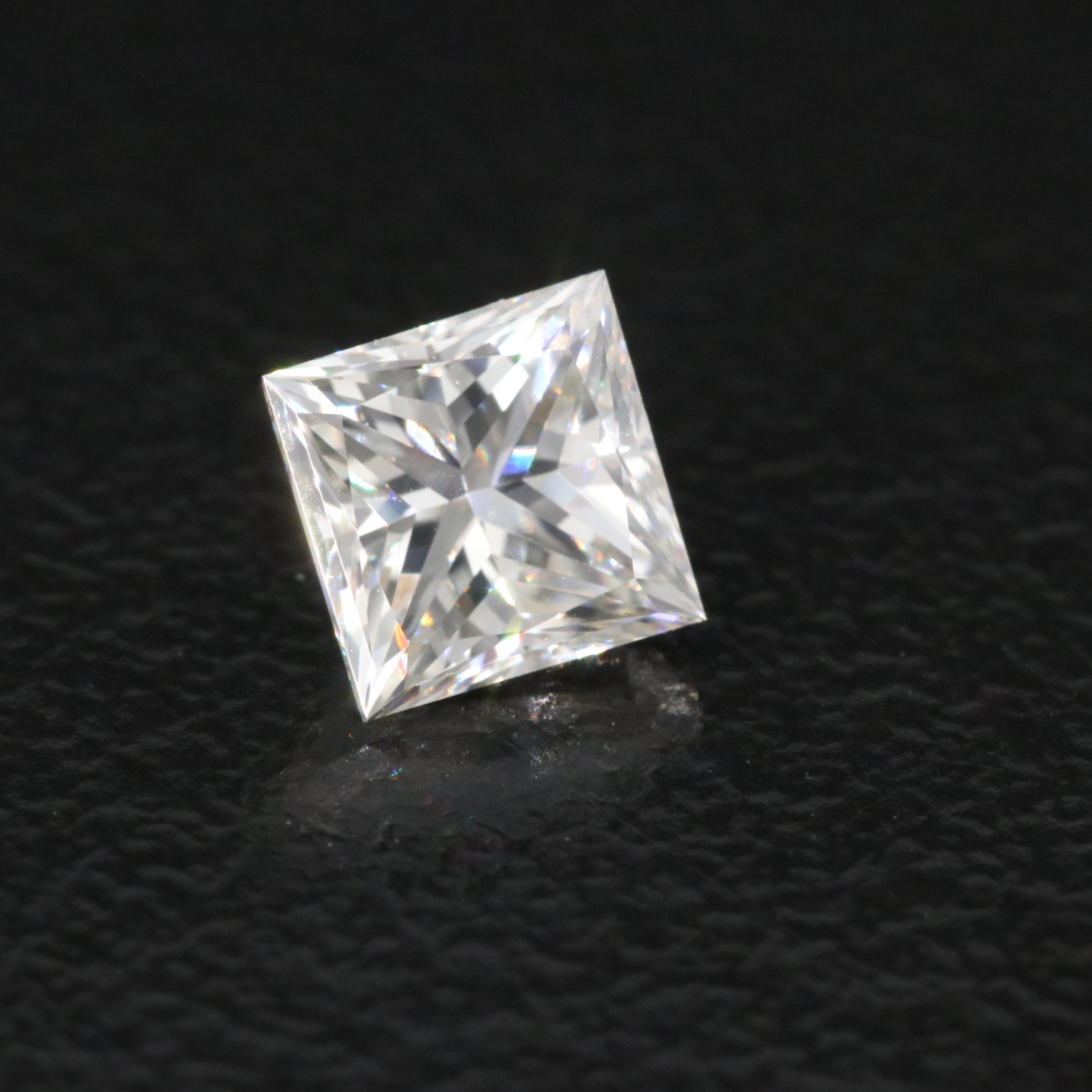 Loose 0.70 CT Lab Grown Diamond