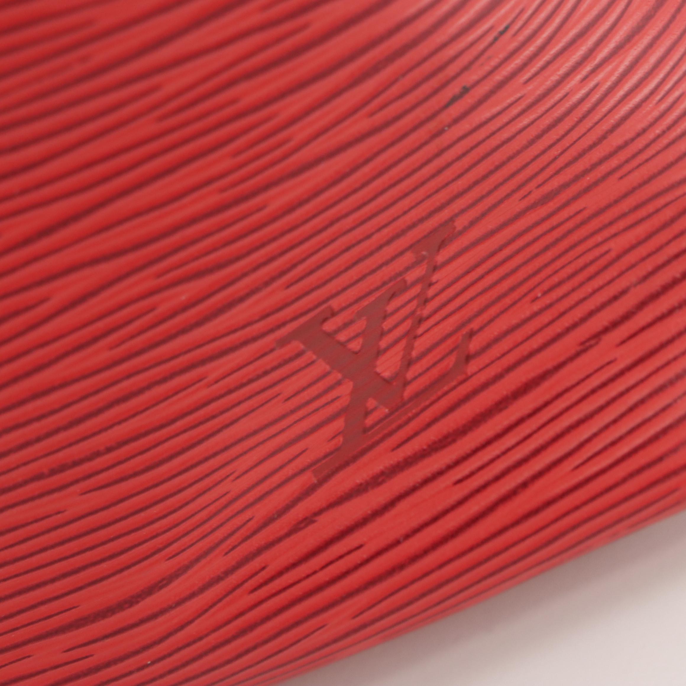 Louis Vuitton Petit Noé Bag in Castilian Red Epi/Smooth Leather