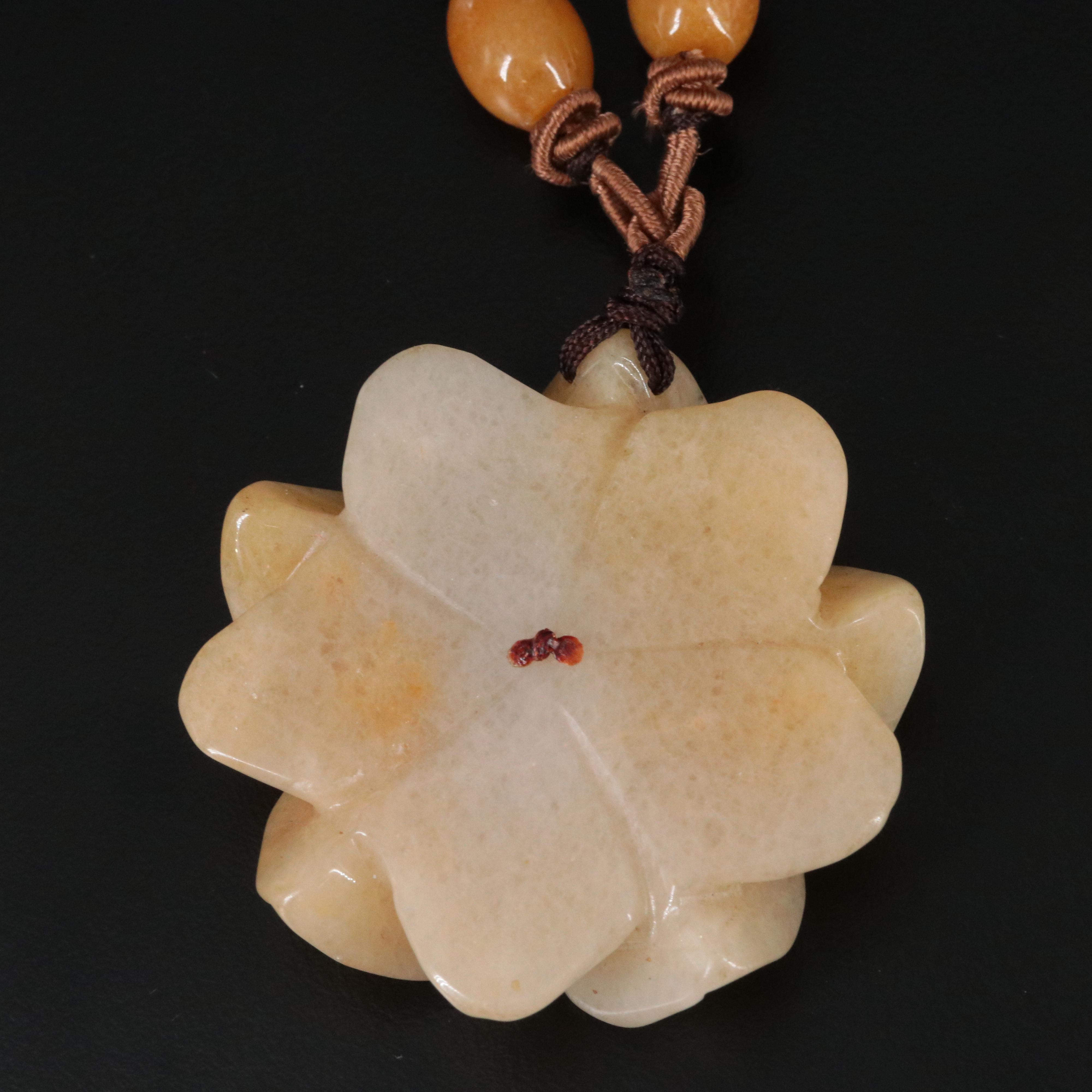 Carved Quartzite Flower Necklace
