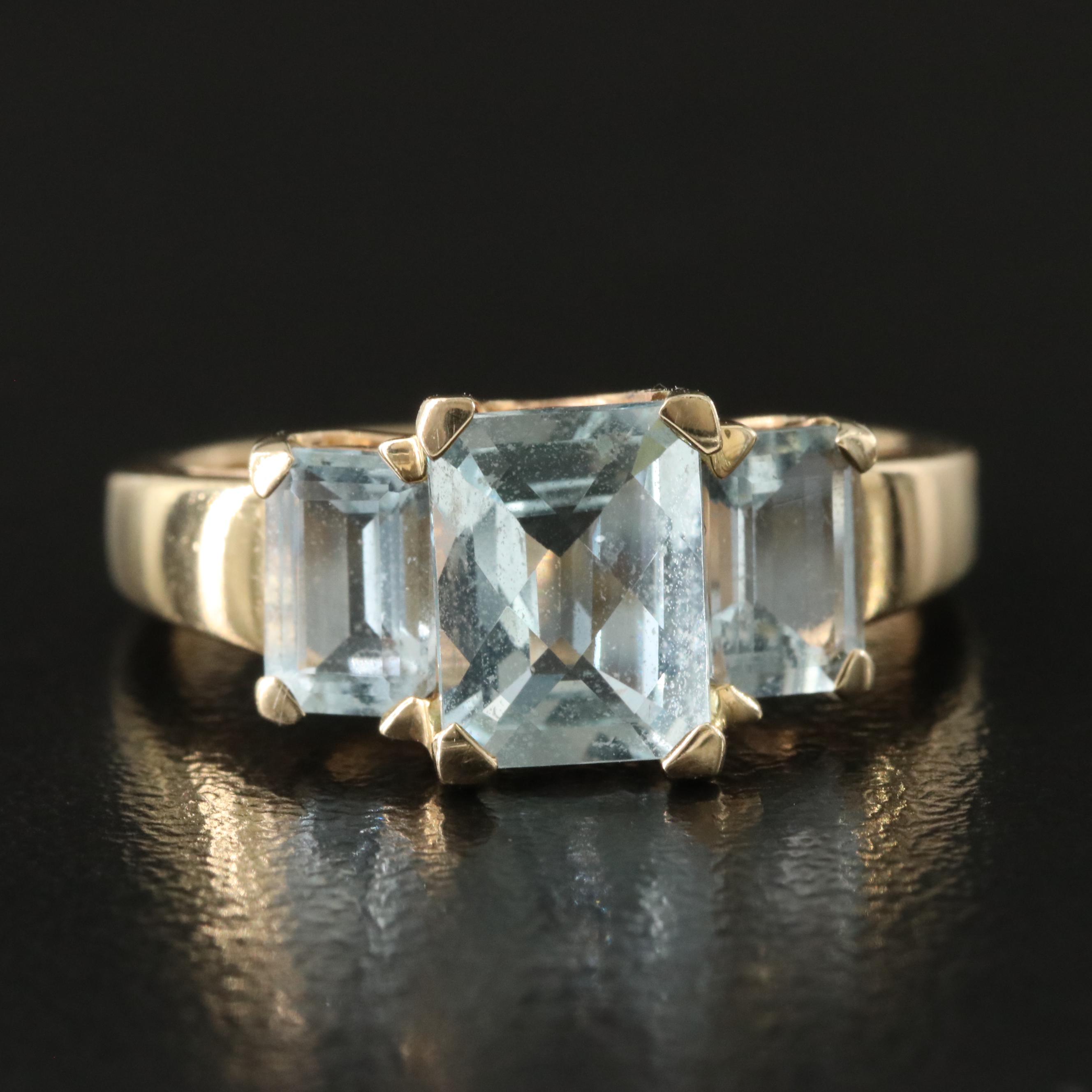10K Aquamarine Ring