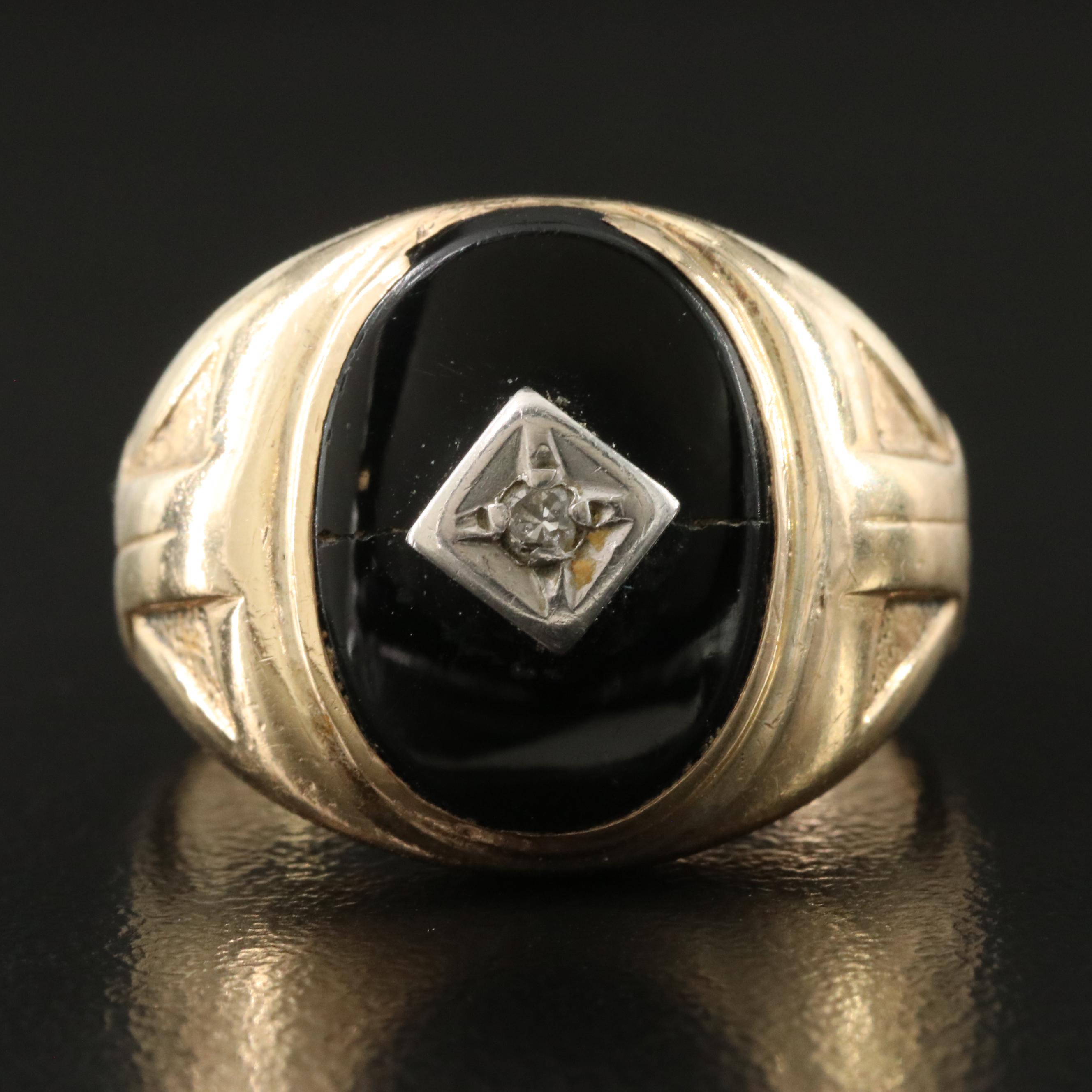 10K Black Onyx and Diamond Ring