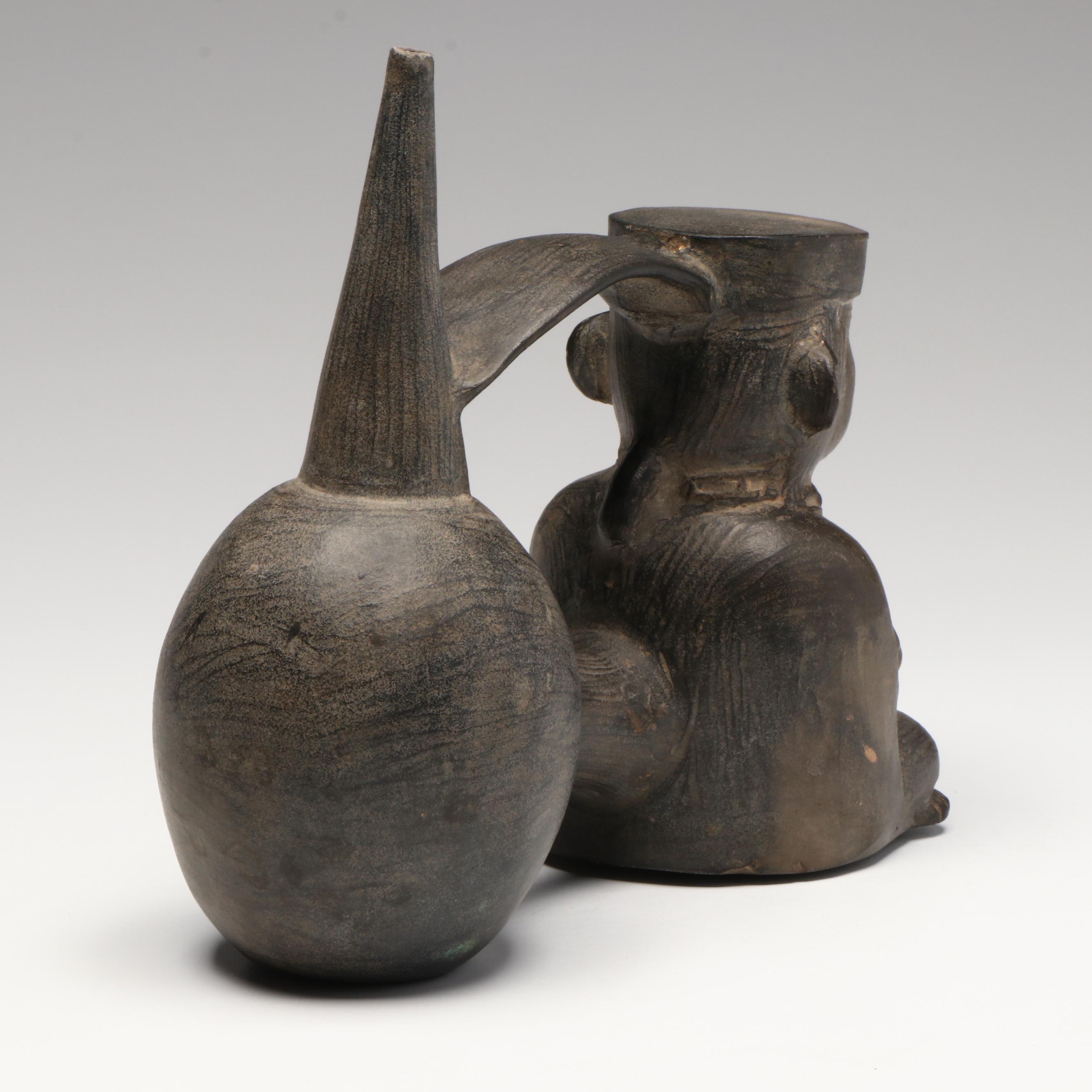 Pre-Columbian Chimu Double Chambered Whistling Vessel, Circa 1400–1500 CE