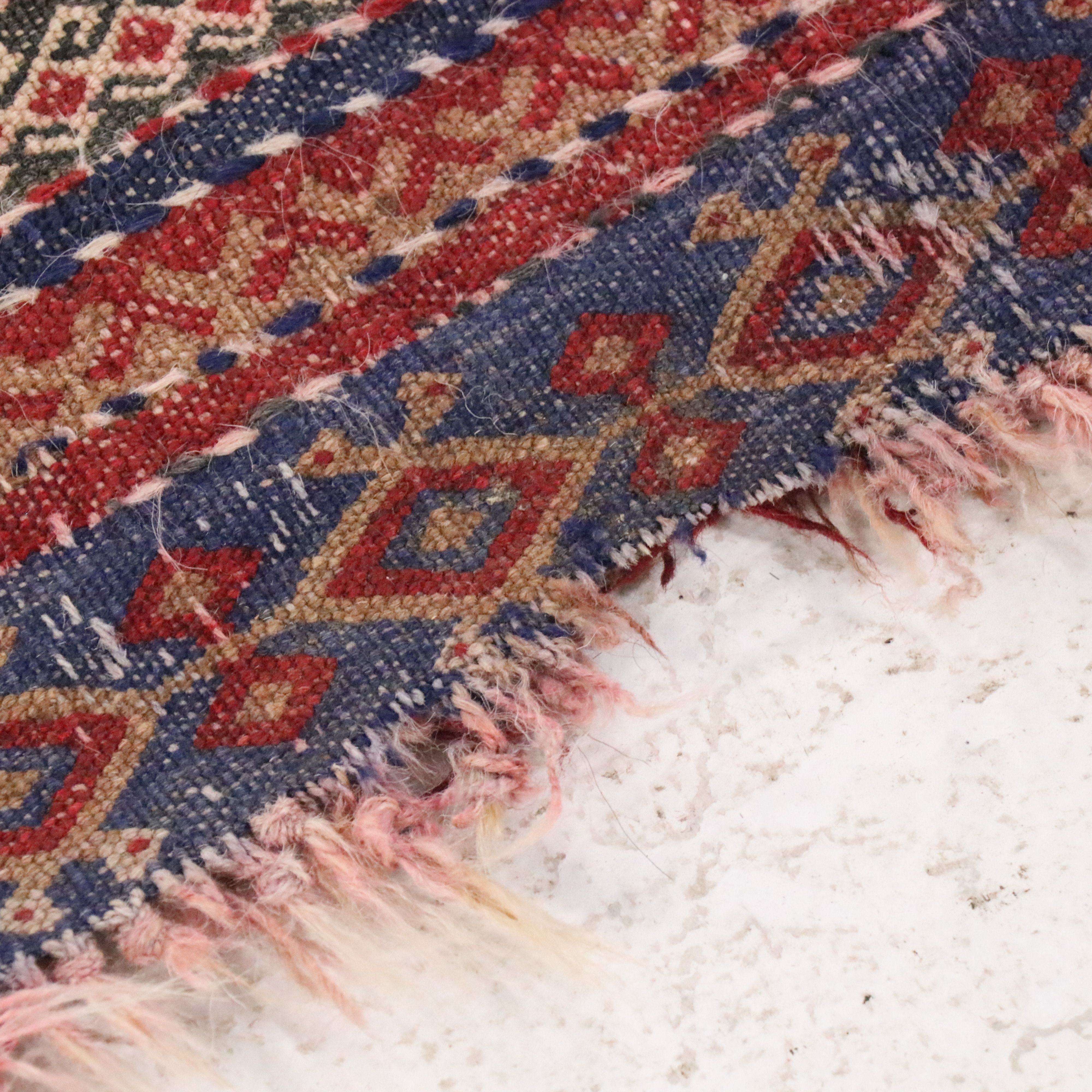 2'8 x 3'7 Hand-Knotted Caucasian Kazak Style Accent Rug