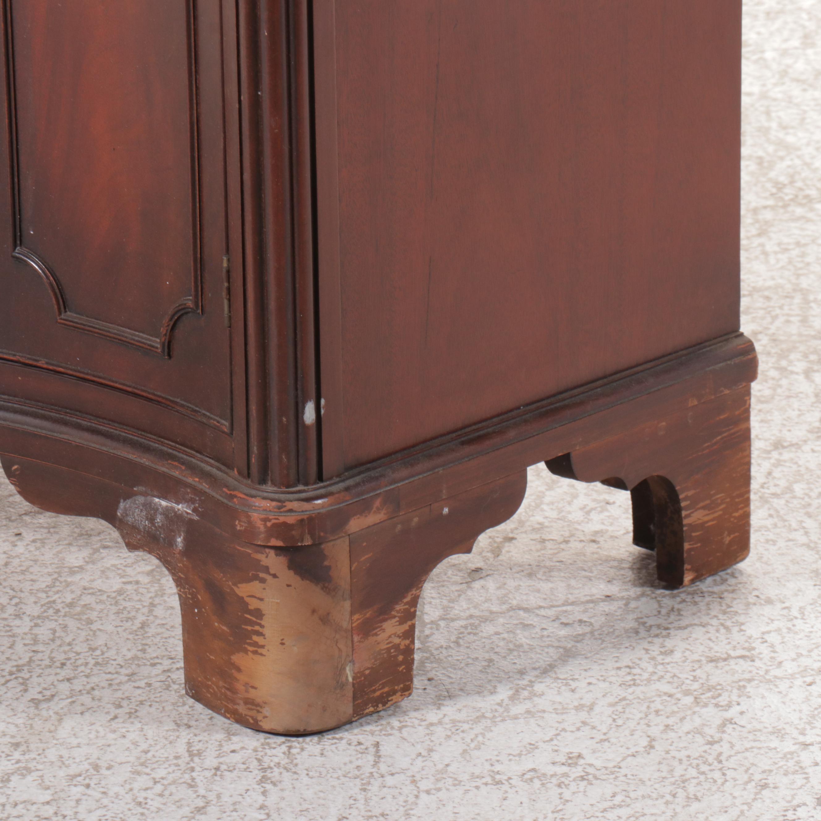 Morganton Mahogany China Cabinet