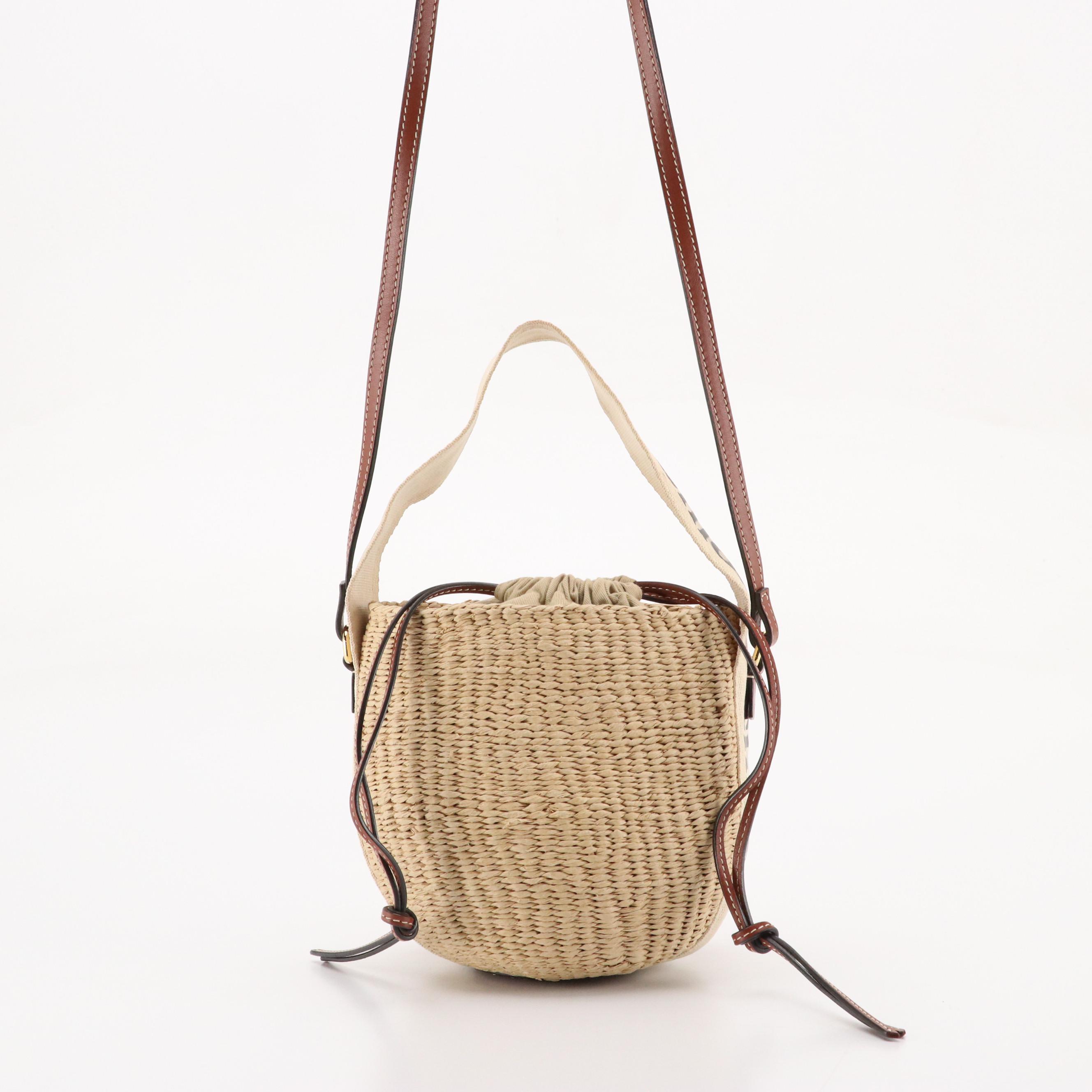 Chloé x Mifuko Small Two-Way Woody Basket Bag in Natural Woven Fibers & Leather