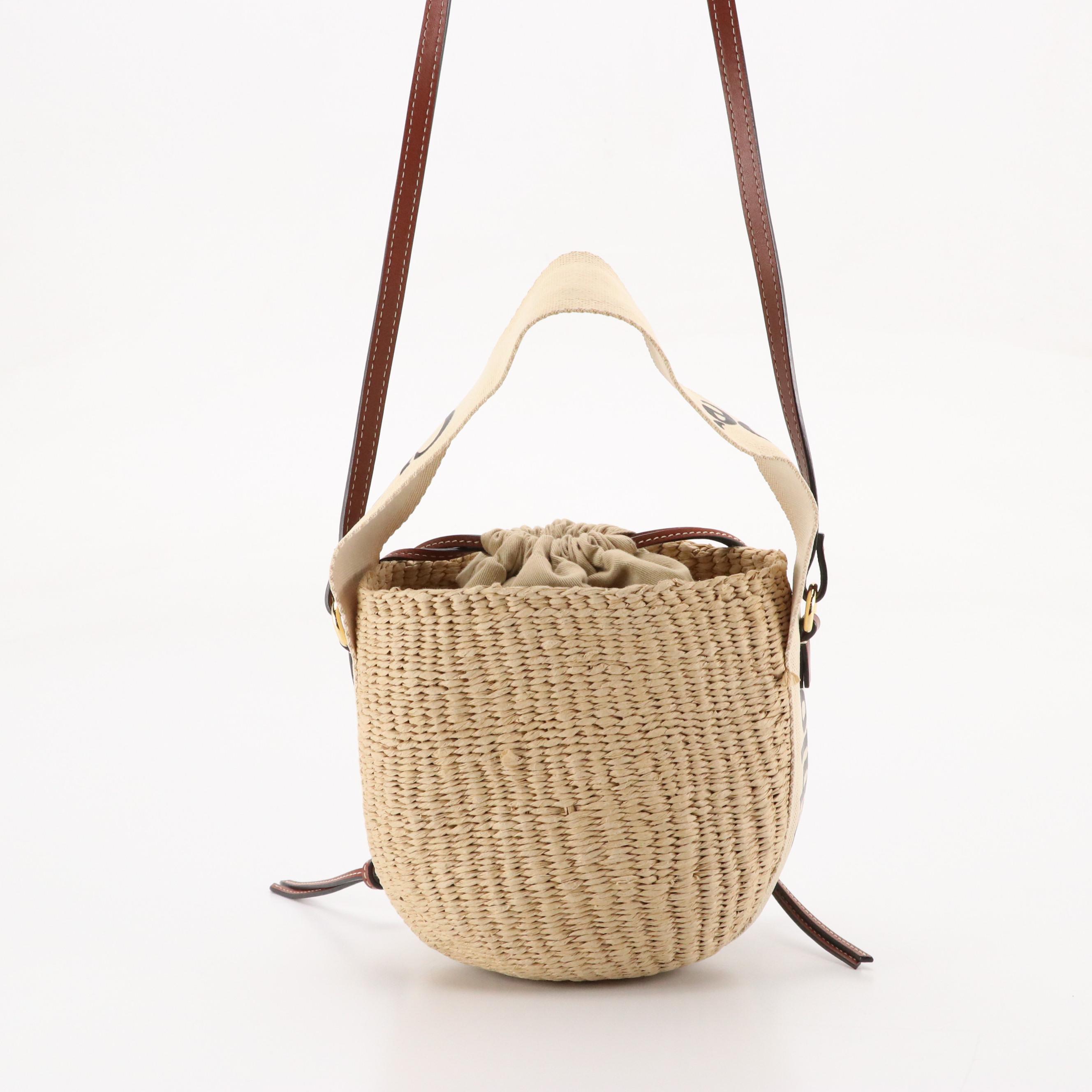 Chloé x Mifuko Small Two-Way Woody Basket Bag in Natural Woven Fibers & Leather
