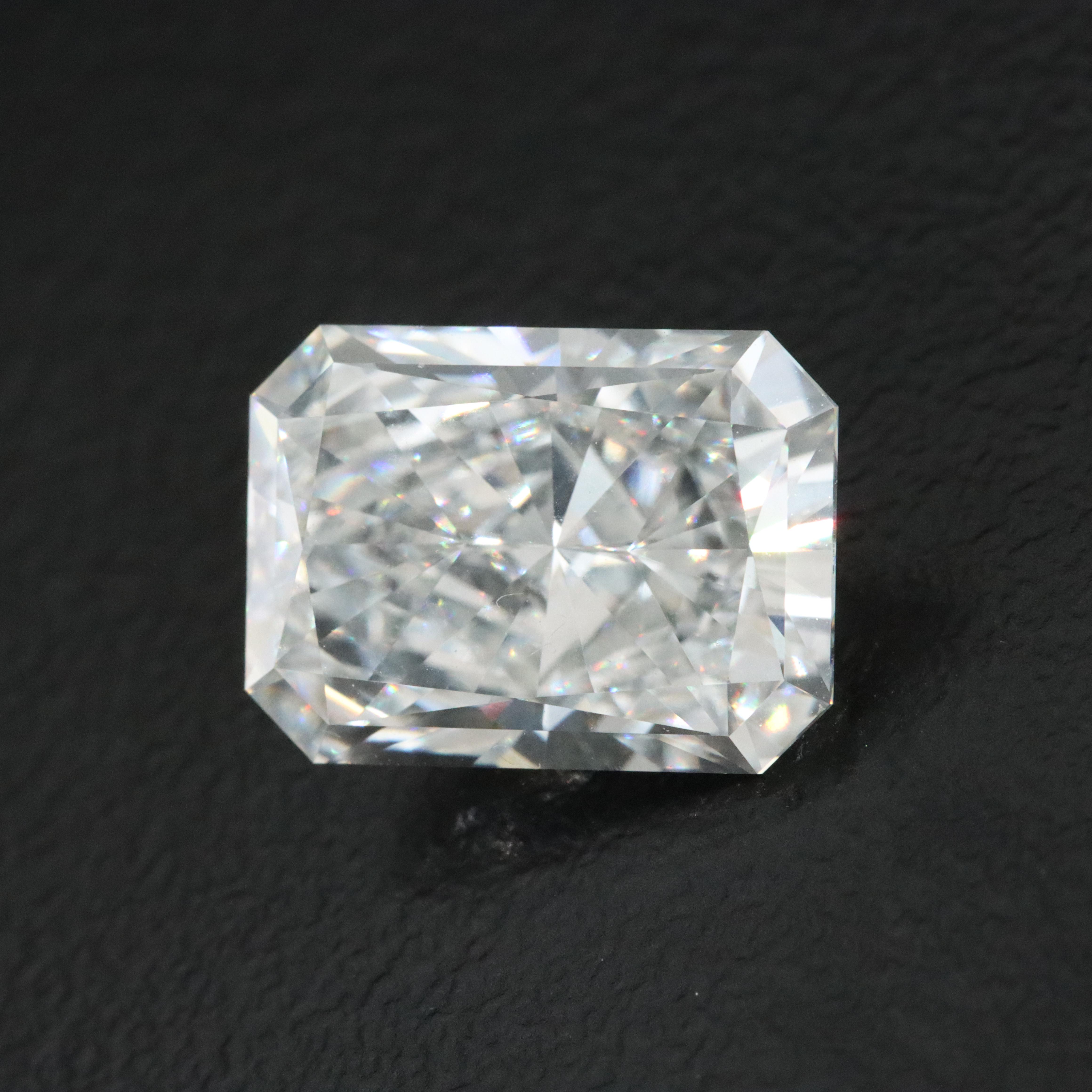 Loose 5.03 CT Lab Grown Diamond with IGI Report