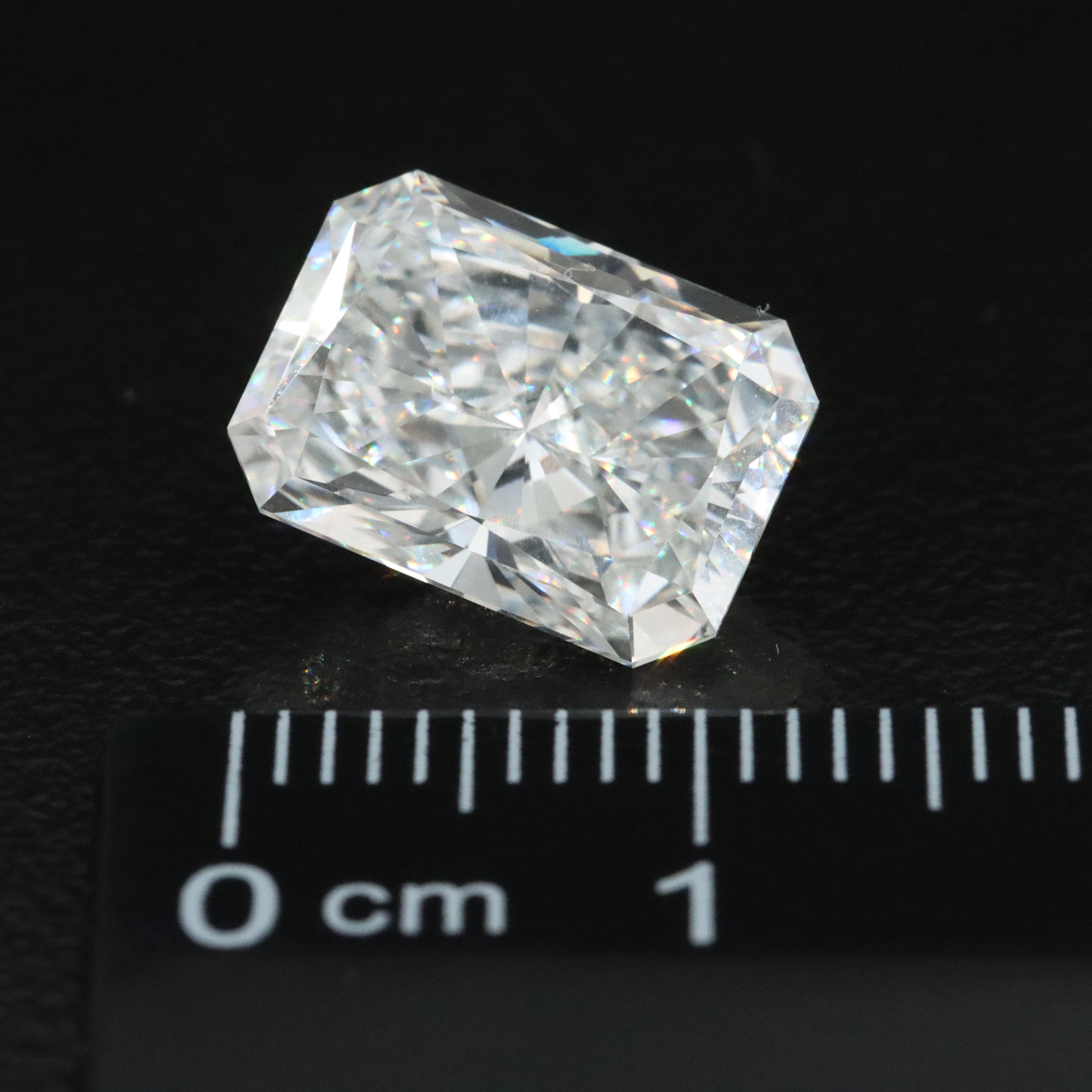 Loose 5.03 CT Lab Grown Diamond with IGI Report
