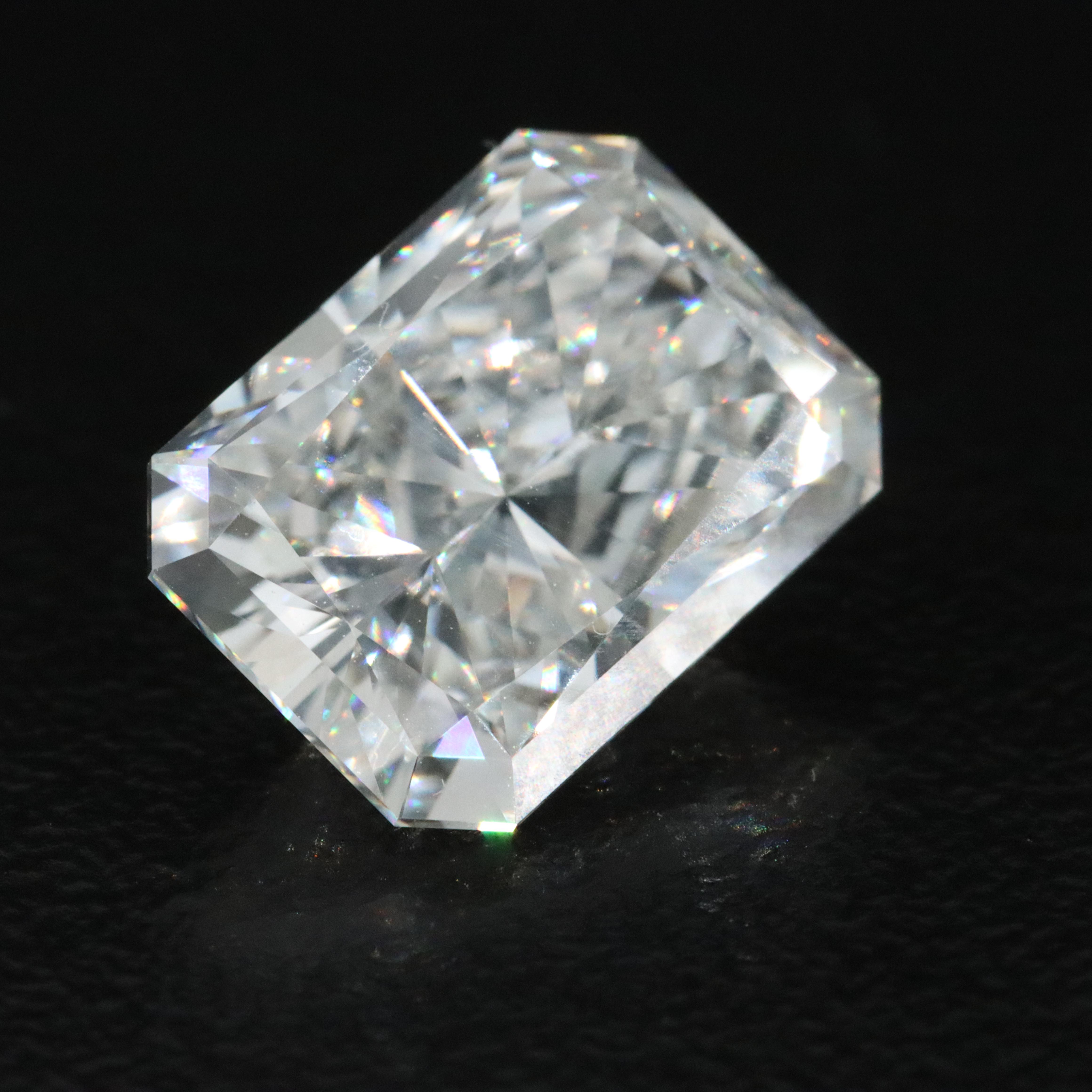 Loose 5.03 CT Lab Grown Diamond with IGI Report