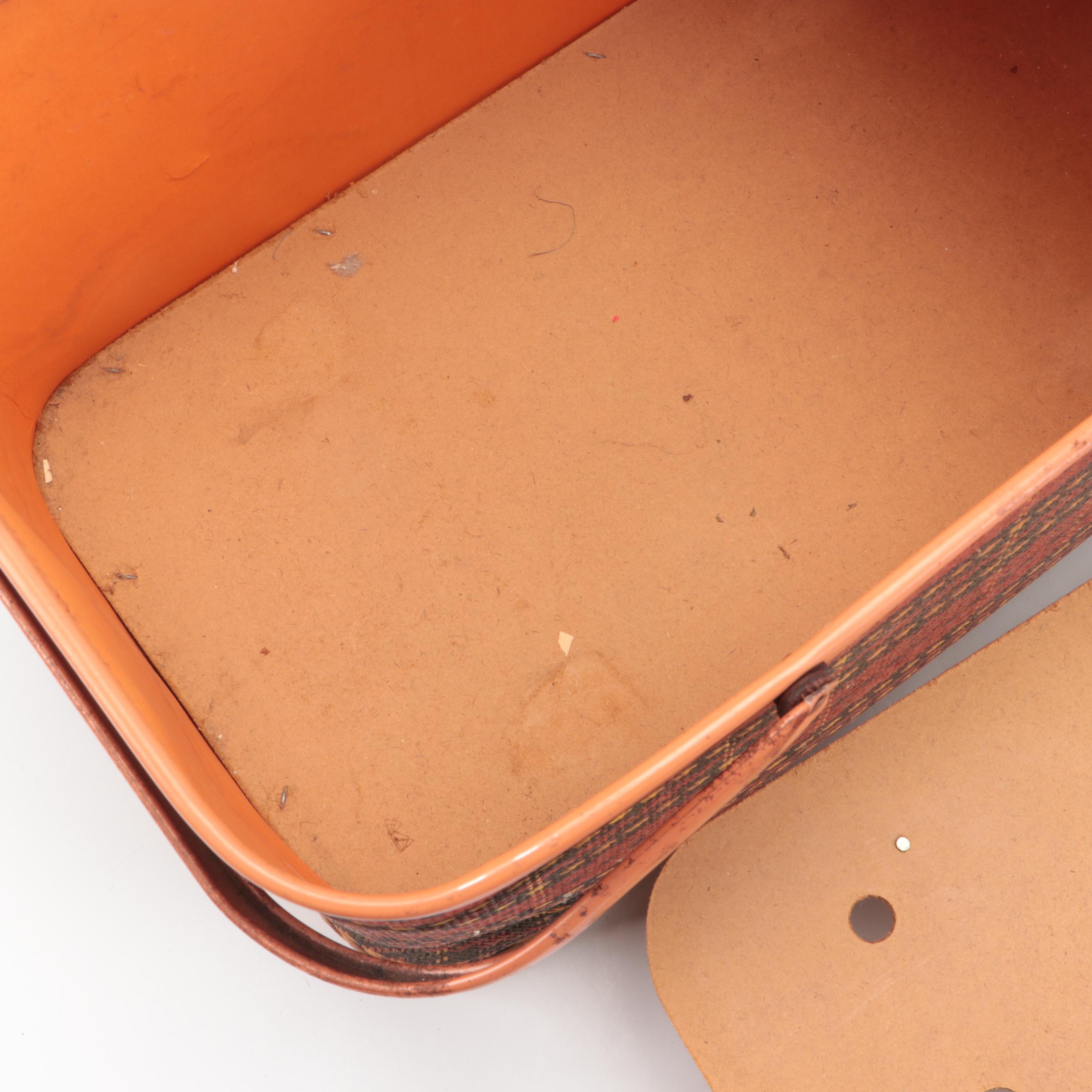 Vintage Redmon with West Hindge Picnic Baskets and Disposable Tableware