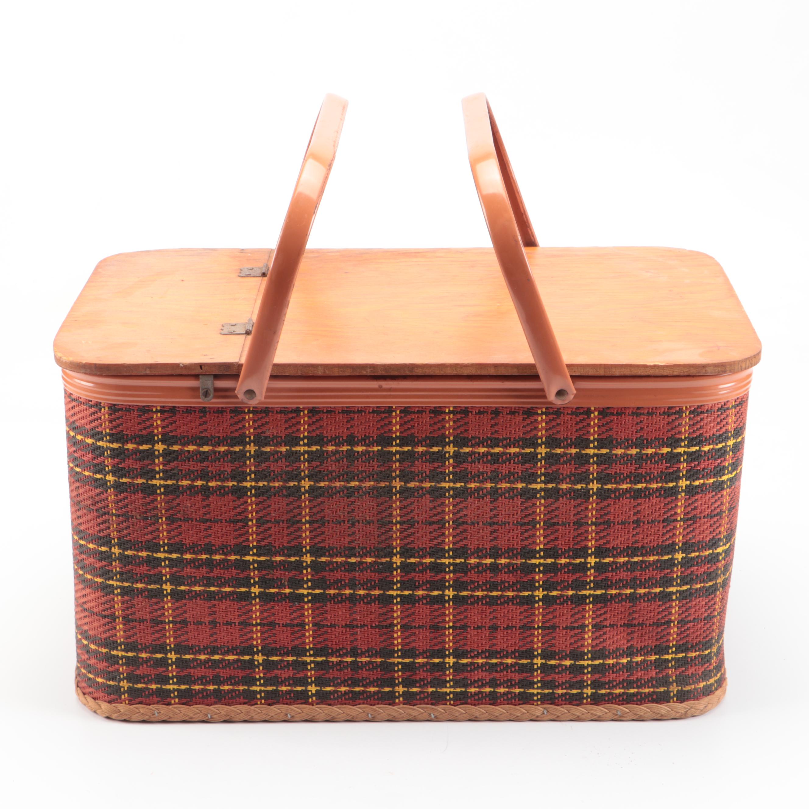 Vintage Redmon with West Hindge Picnic Baskets and Disposable Tableware