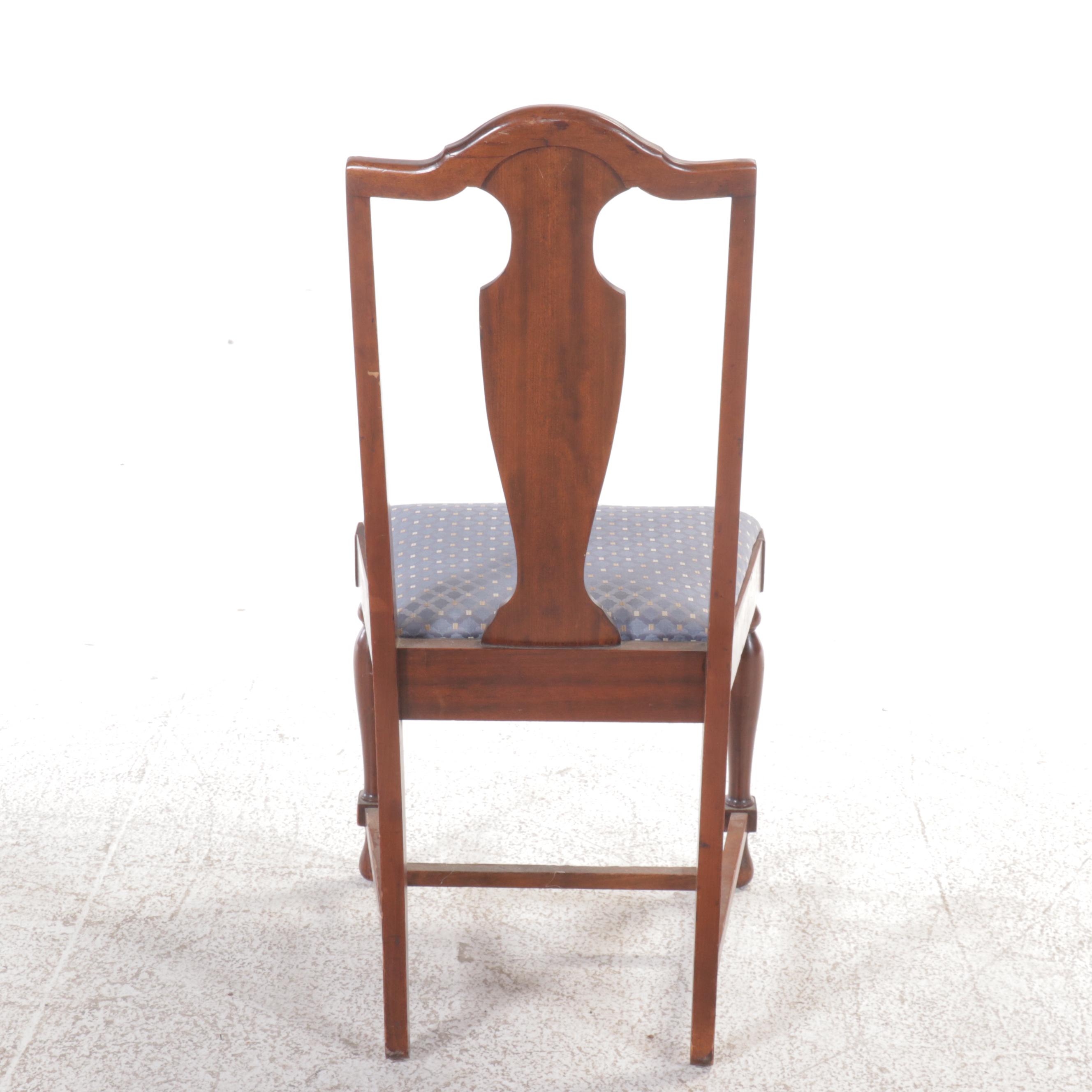 Set of Eight Mahogany Fiddleback Dining Chairs, Mid to Late 20th Century