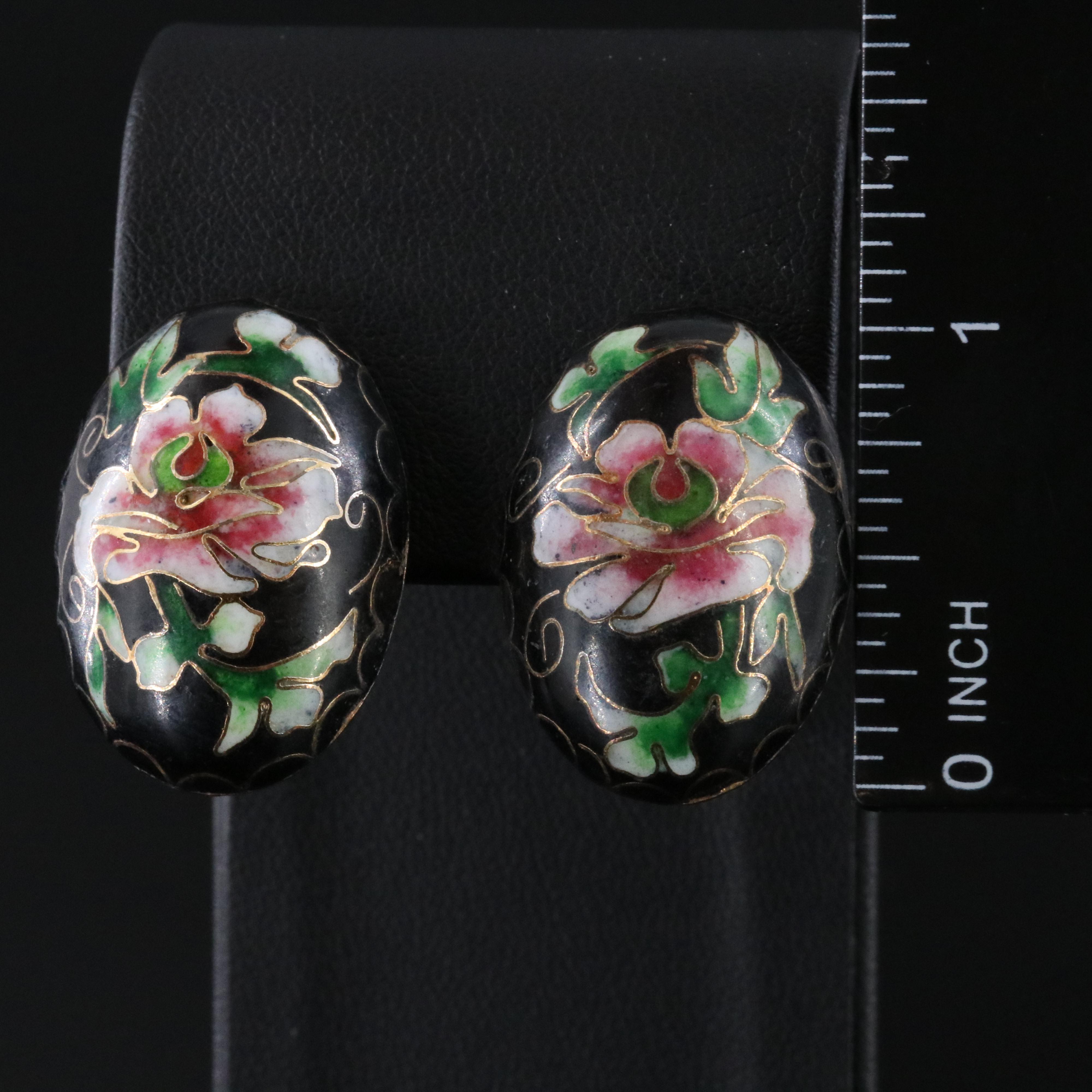 Vintage Floral Accented Enamel Earrings and Necklace Set