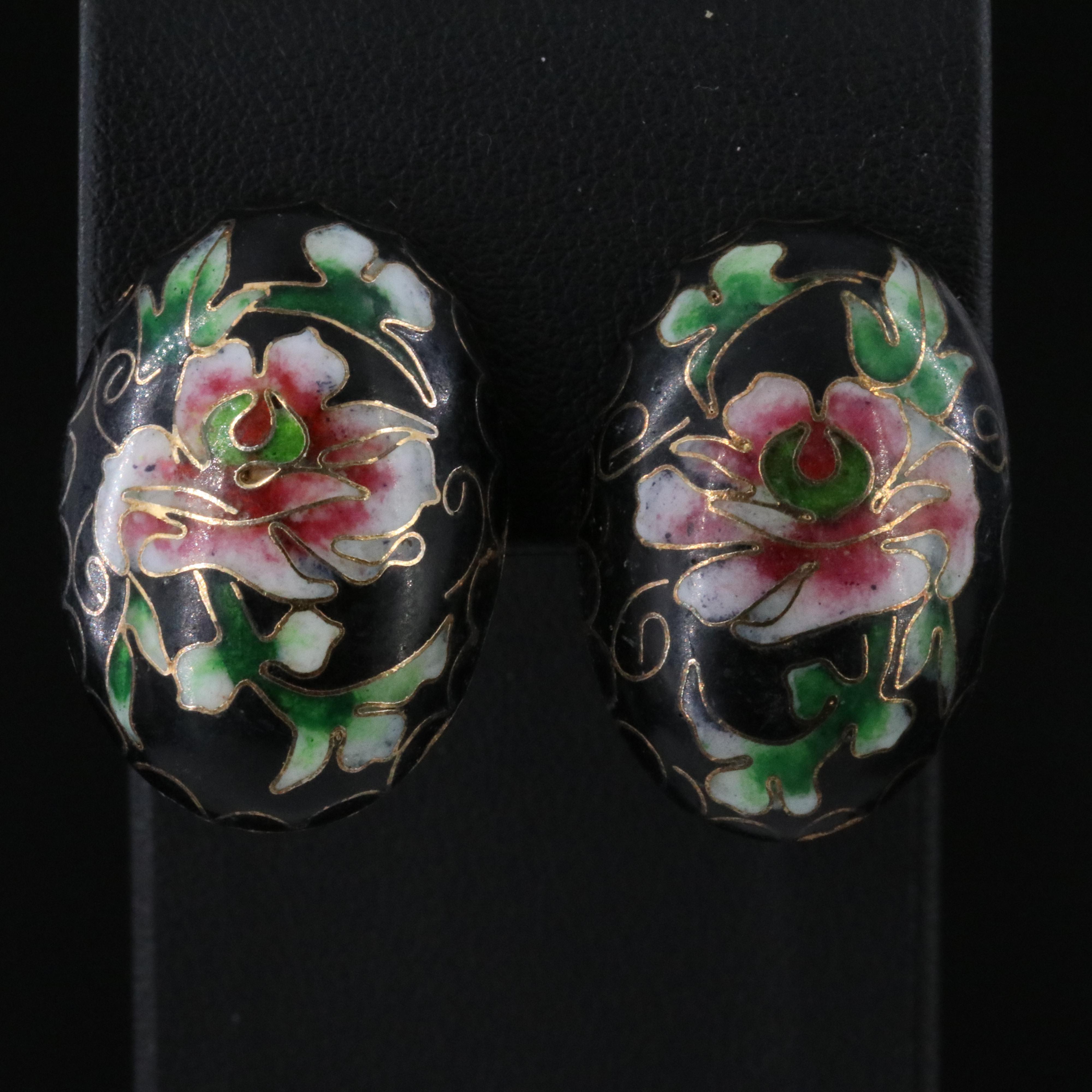 Vintage Floral Accented Enamel Earrings and Necklace Set