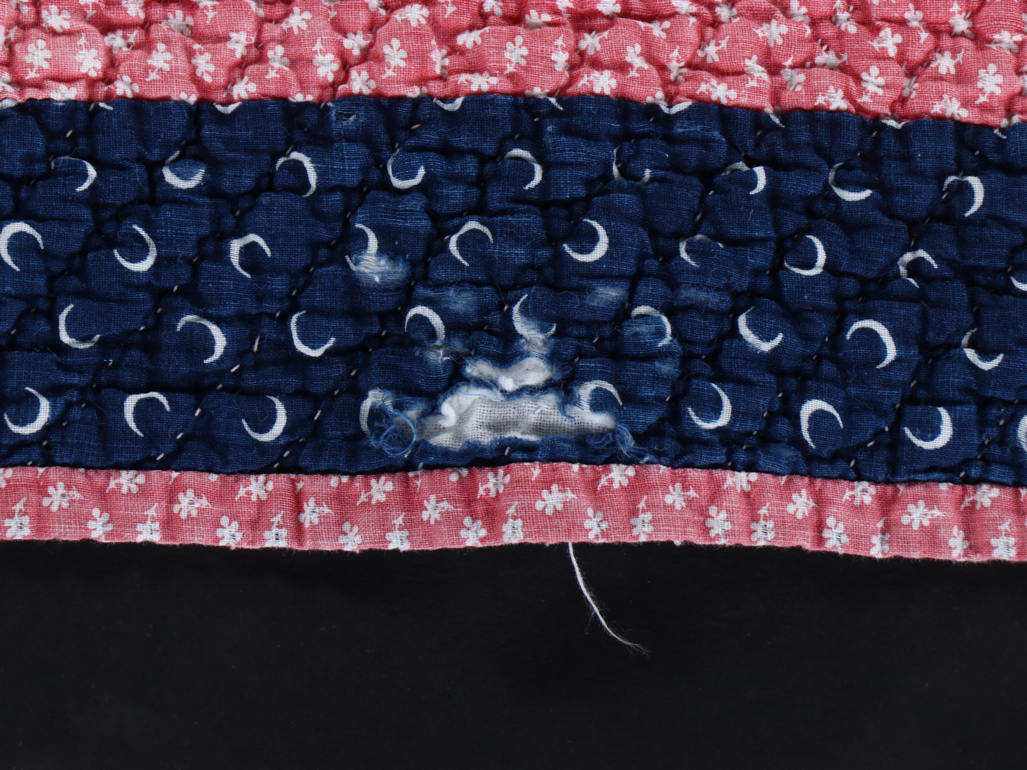 Handcrafted Applique Red and Blue Diamond Cotton Quilts