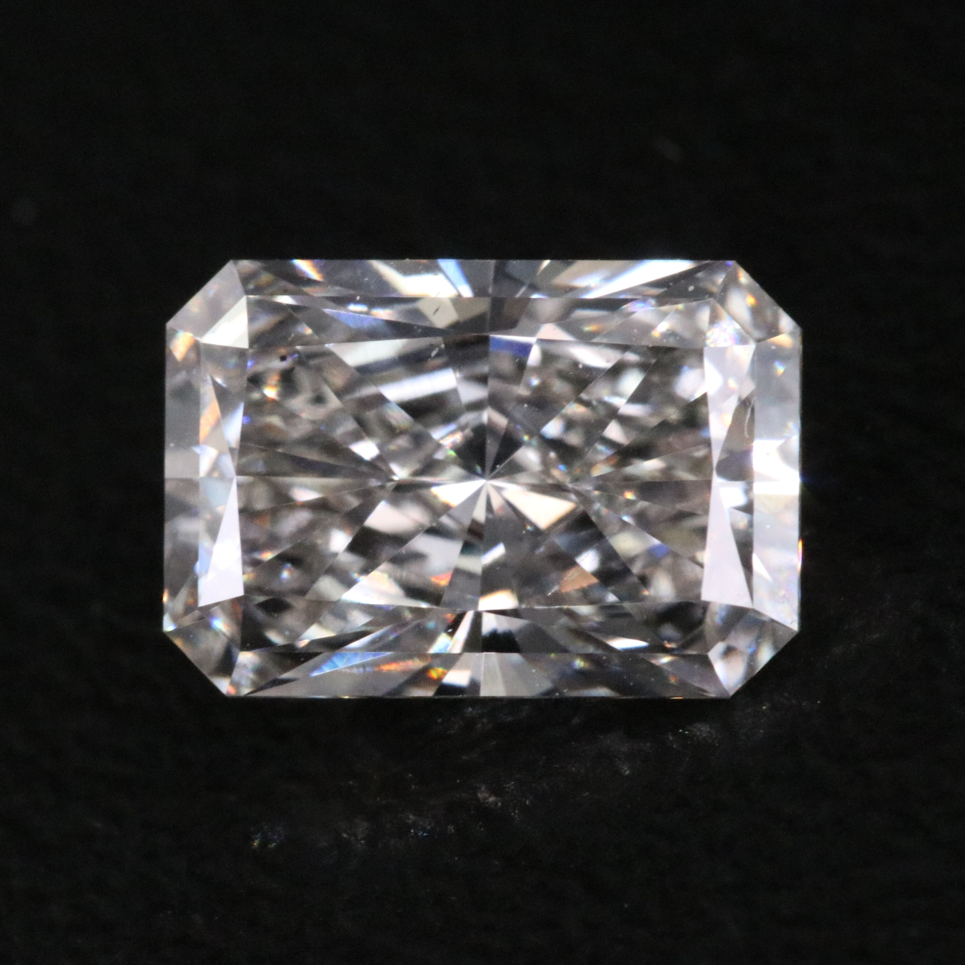 Loose 1.37 CT Lab Grown Diamond with IGI Report