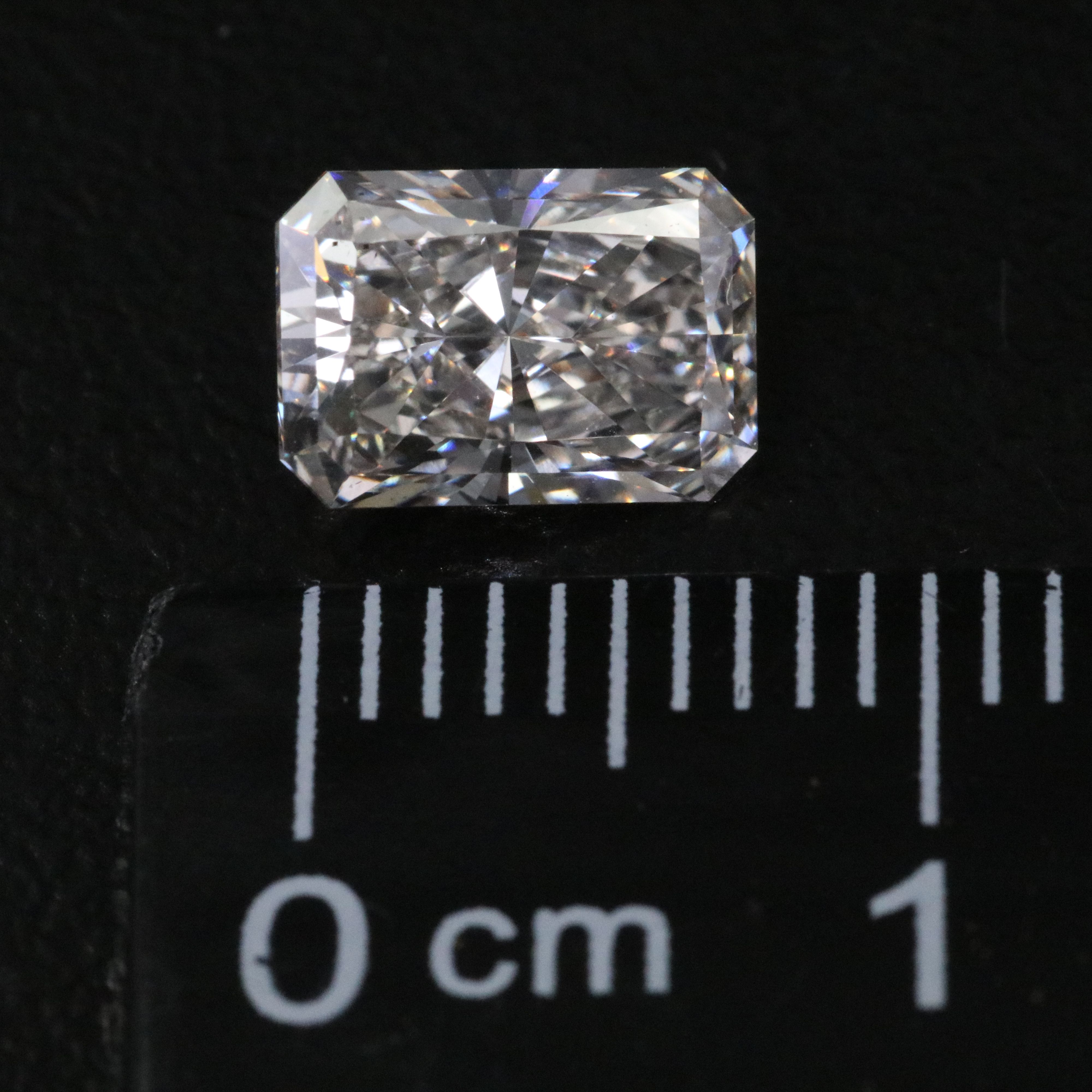 Loose 1.37 CT Lab Grown Diamond with IGI Report