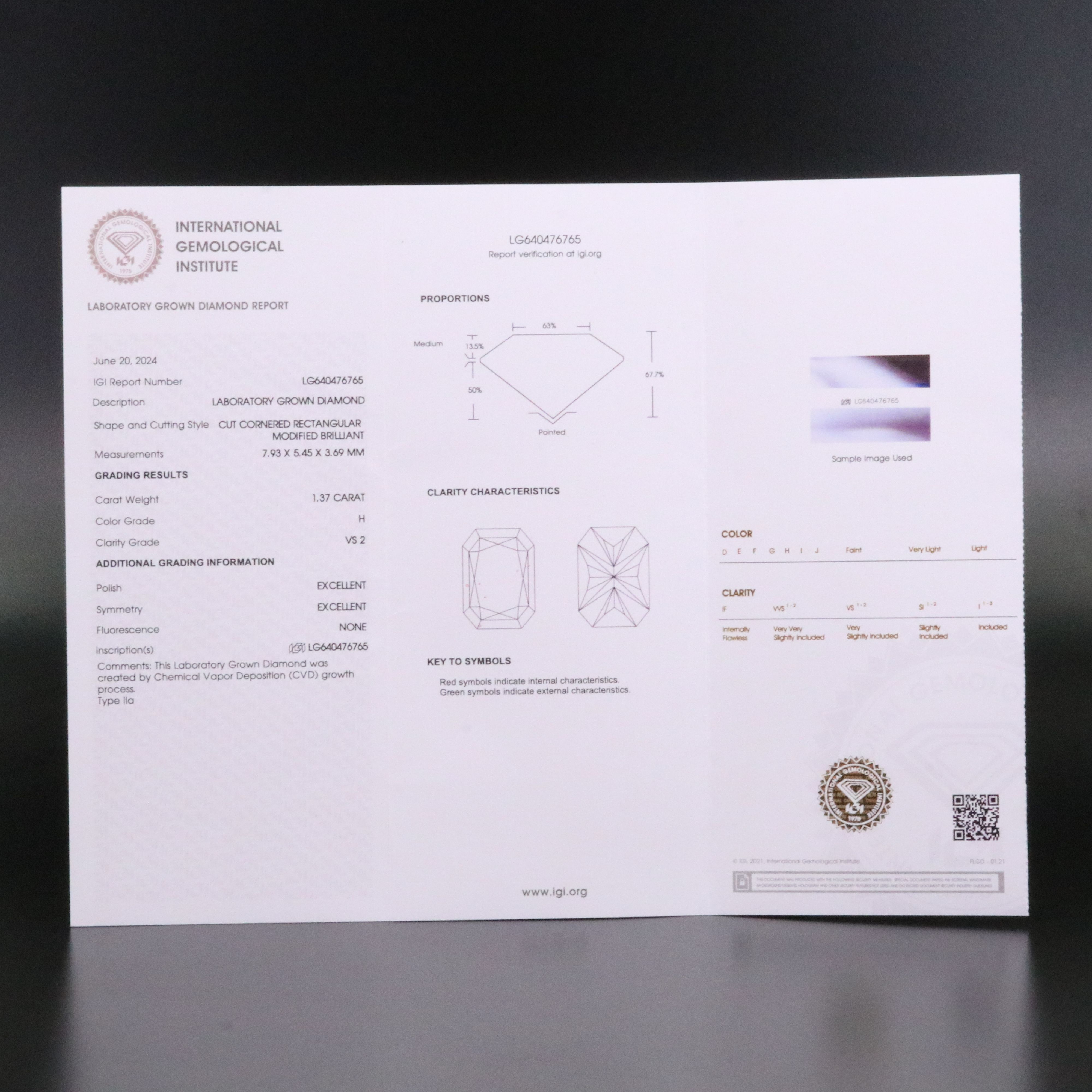 Loose 1.37 CT Lab Grown Diamond with IGI Report