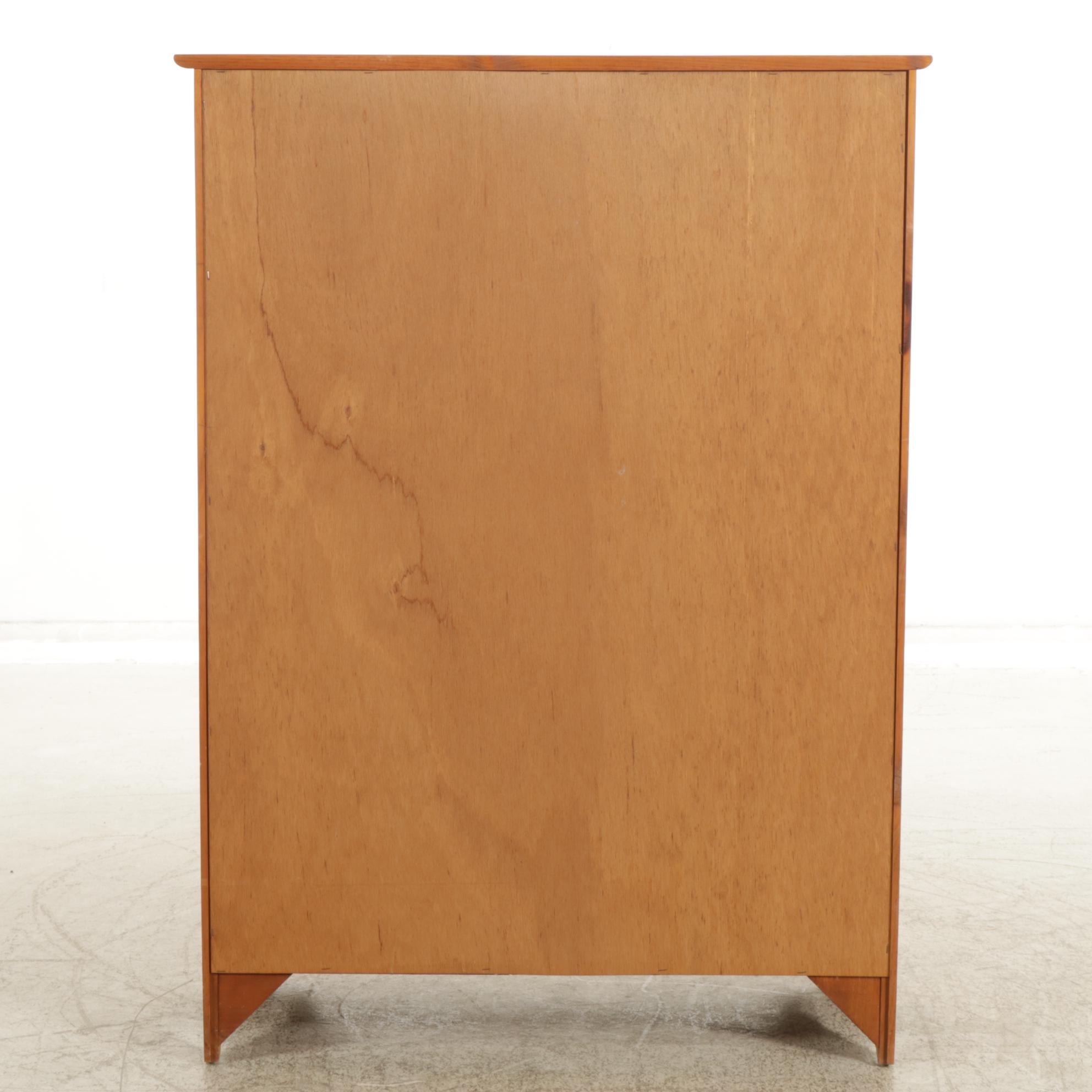 Yield House Pine Chest of Drawers, Late 20th Century