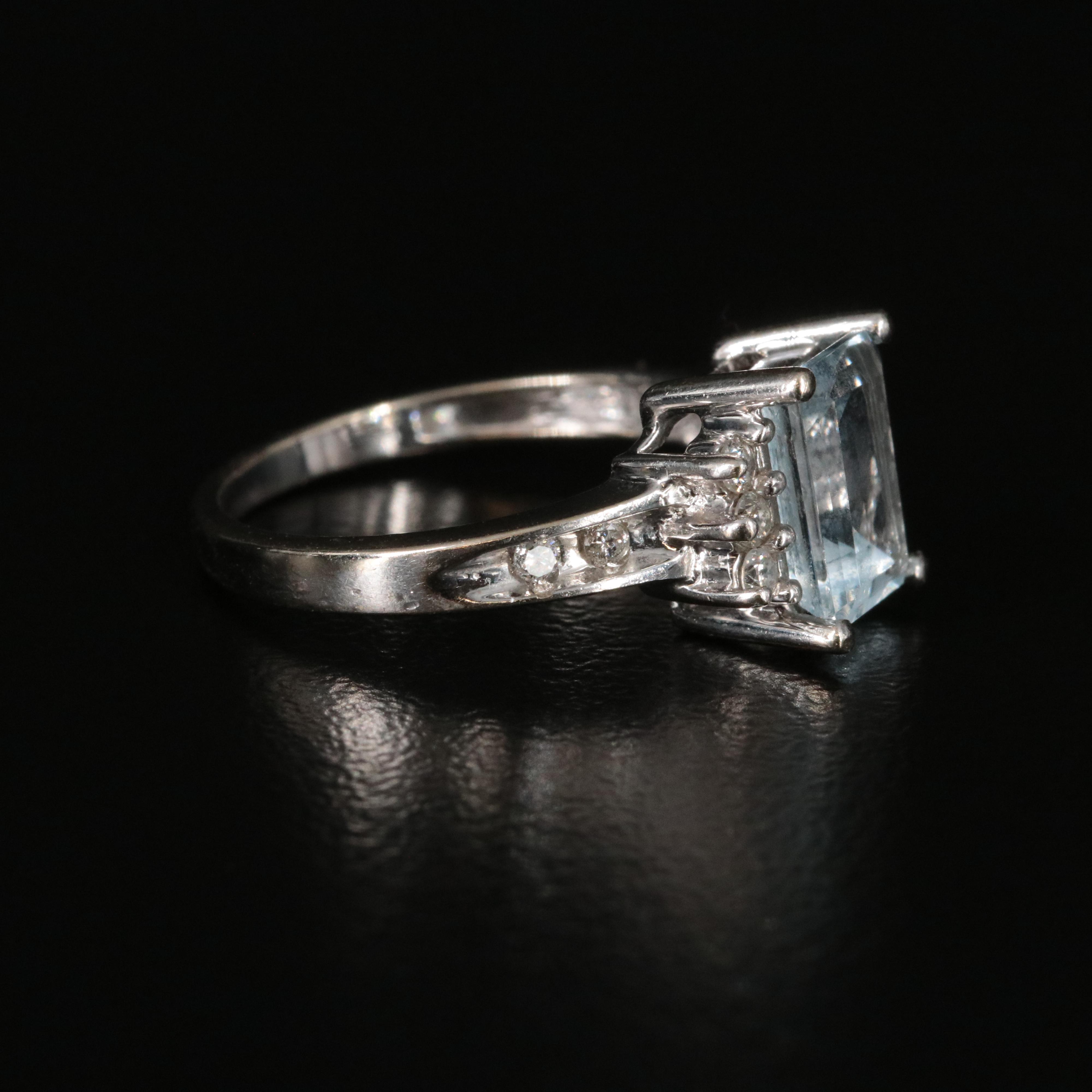14K Aquamarine and 0.18 CTW Diamond Ring