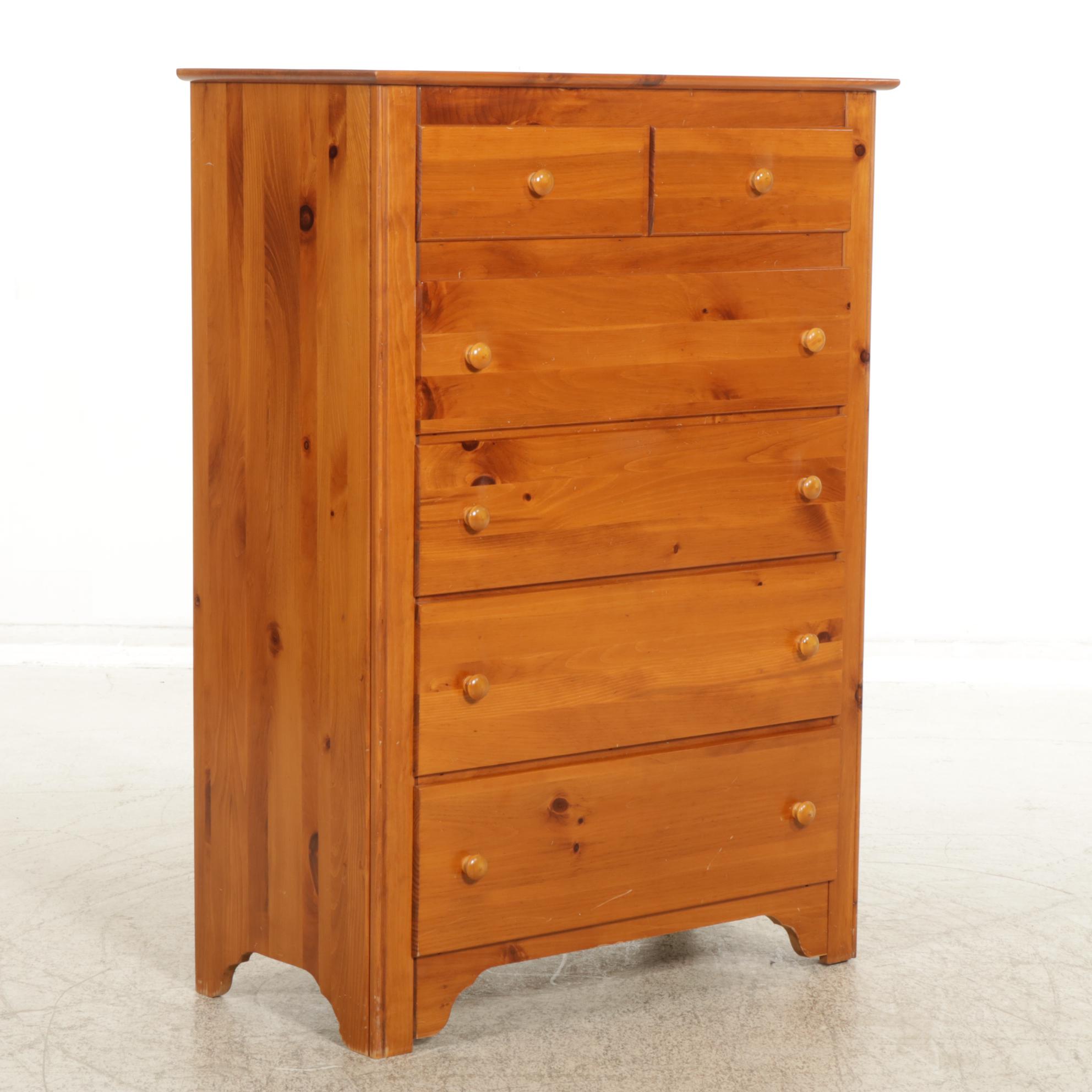 Yield House Pine Chest of Drawers, Late 20th Century