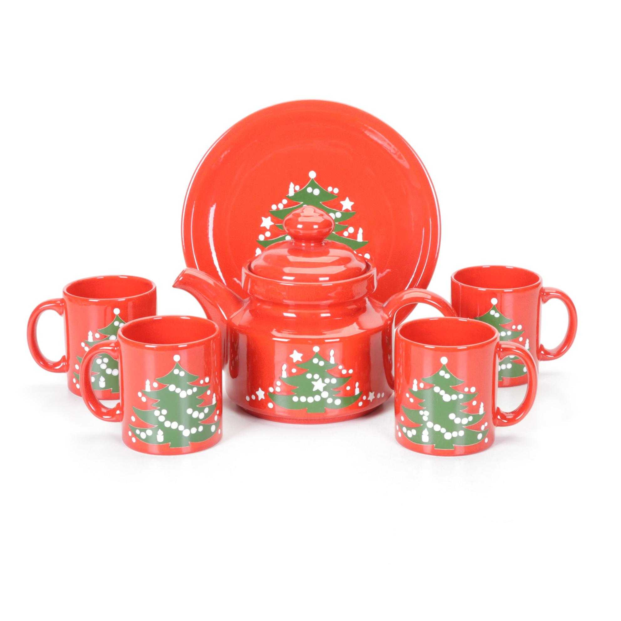 Waechtersbach "Christmas Tree" Teapot, Cups, and a Plate, Late 20th Century