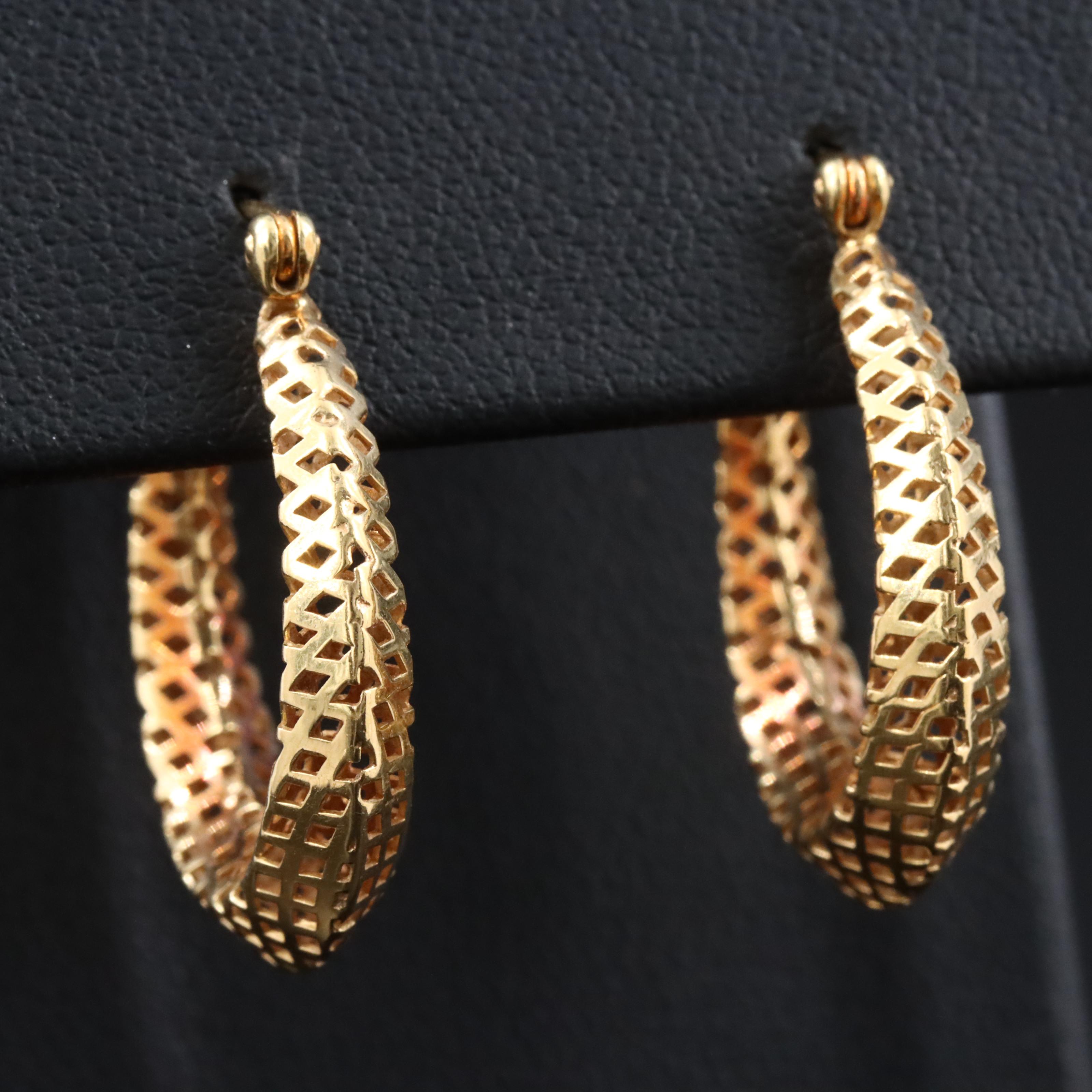 18K Crosshatch Hoops