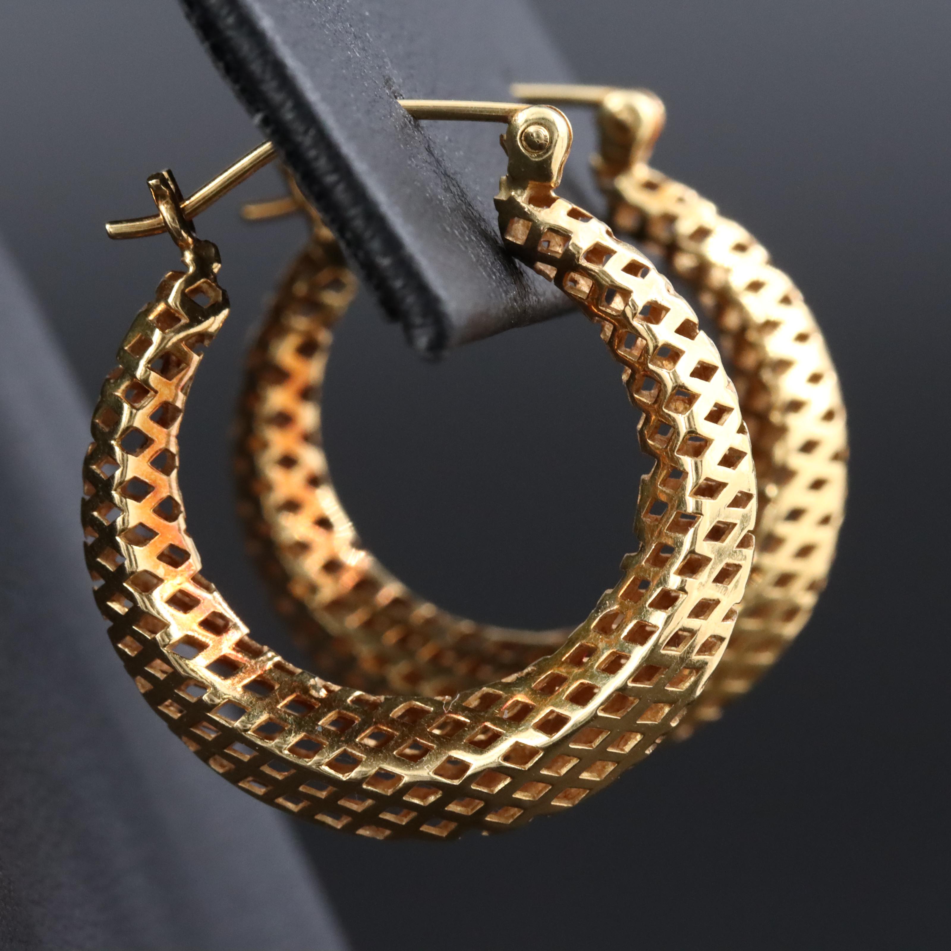 18K Crosshatch Hoops
